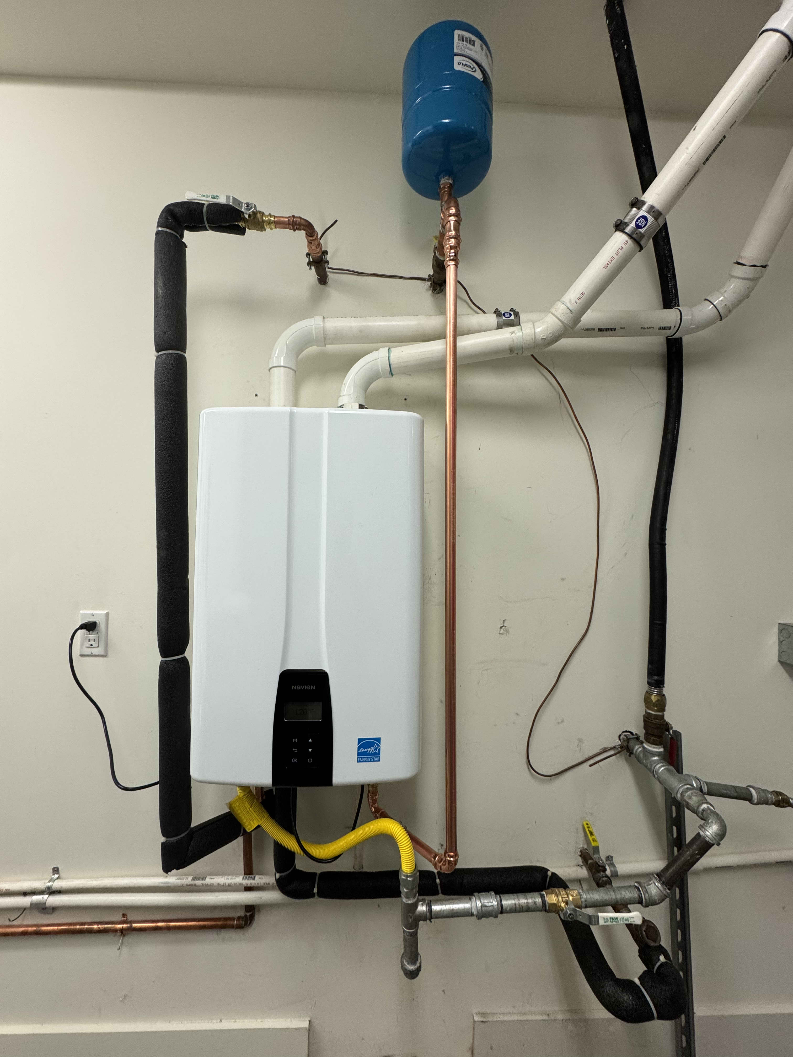 Clean, professional installation shows Big Island Plumbing's commitment to reliable, energy-efficient hot water solutions for your home.