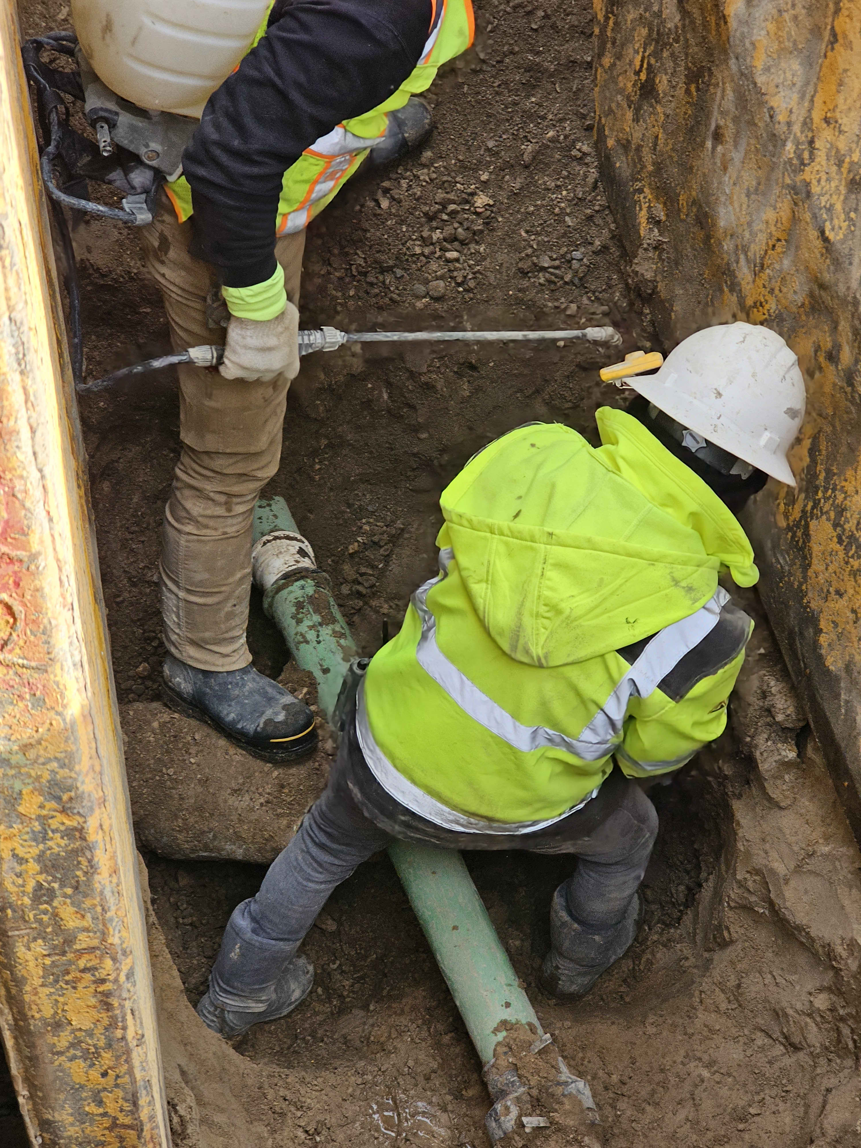 Experience top-notch plumbing solutions with Eric's Plumbing & Drain Cleaning, where professionalism meets expertise.