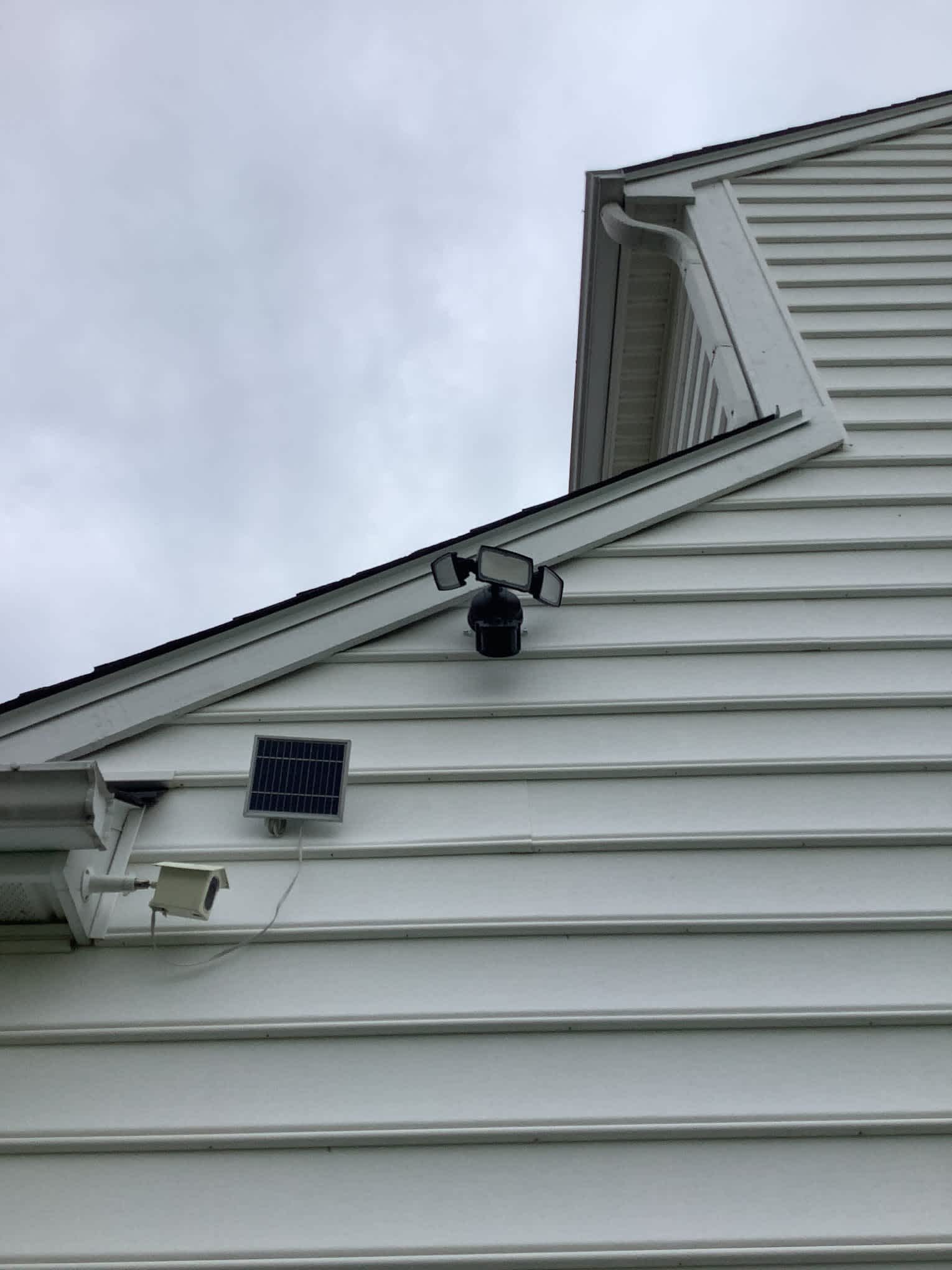 Safe Electric and Plumbing: Ensuring your home's safety and efficiency with professional security solutions and reliable power systems.