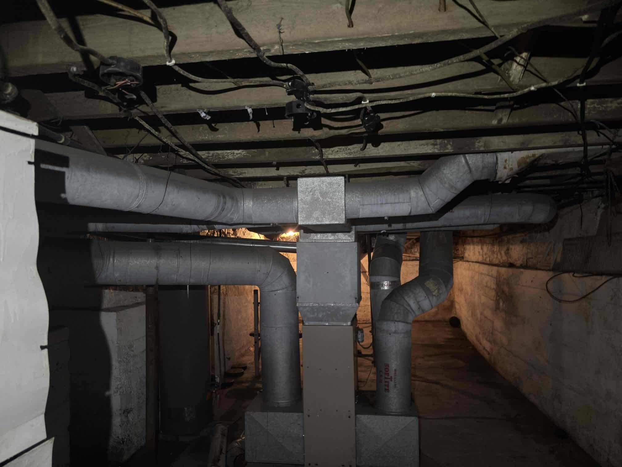 Ensure efficient heating and cooling in every corner with Summers Plumbing Heating & Cooling's expert services.