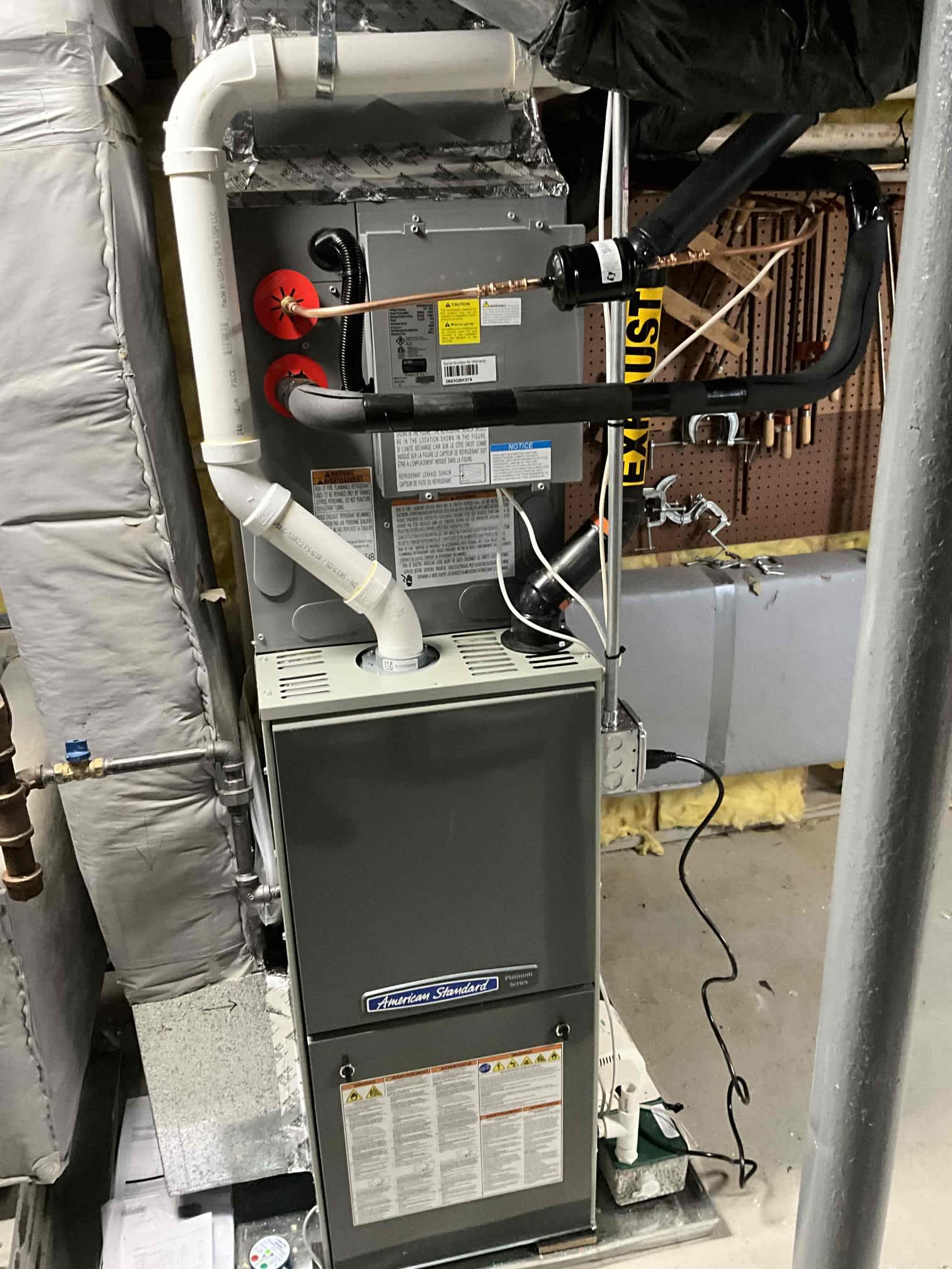 Trust Akian Plumbing, Heating, Cooling & Electric for clean, efficient HVAC installations that deliver reliable comfort and long-term performance.