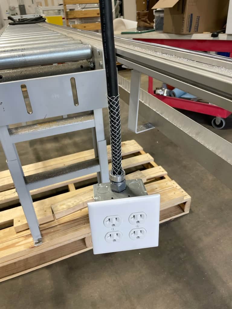 Trust Aardvark Electric, Inc. for reliable and professional electrical solutions that power your business needs!