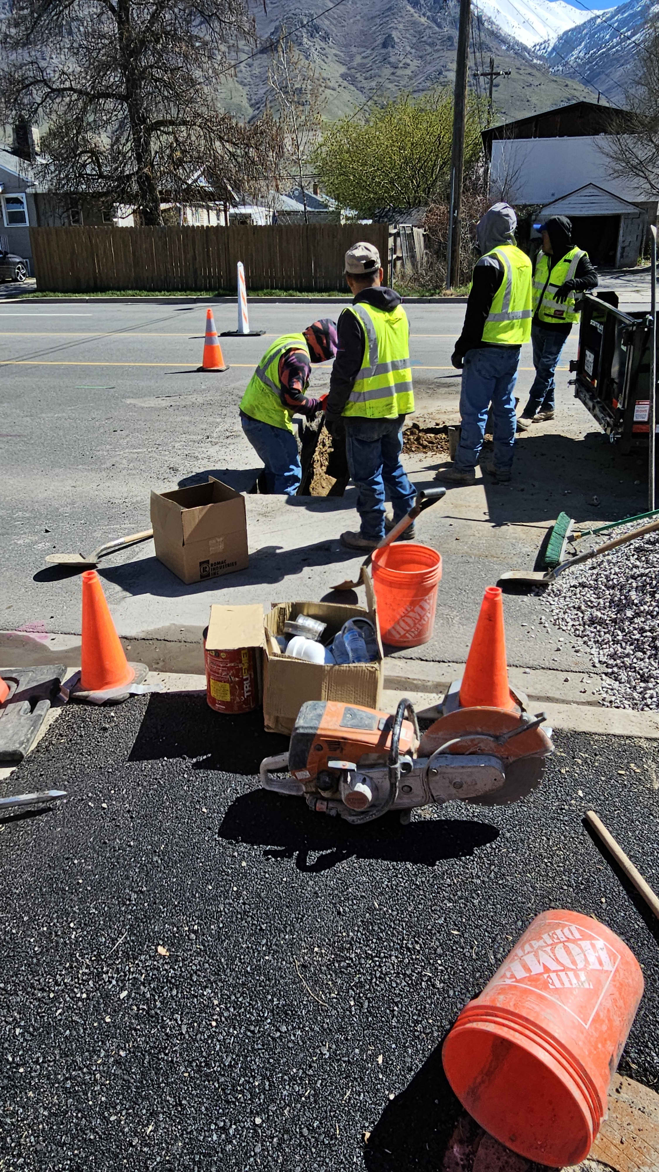 Experience professional and reliable service with Eric's Plumbing & Drain Cleaning, where safety and efficiency meet.