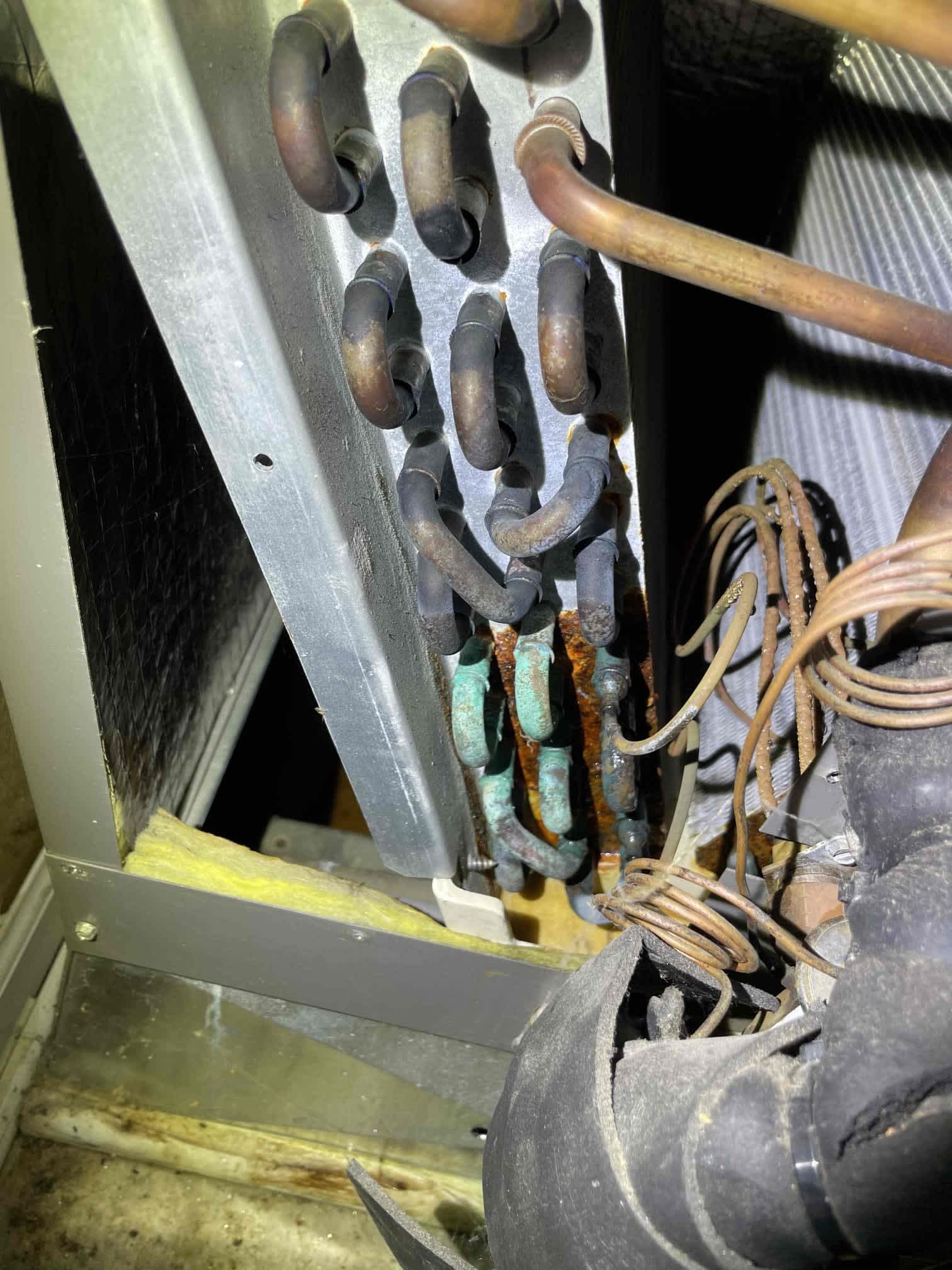 Ensure the longevity of your HVAC system with Summers Plumbing Heating & Cooling's maintenance services.