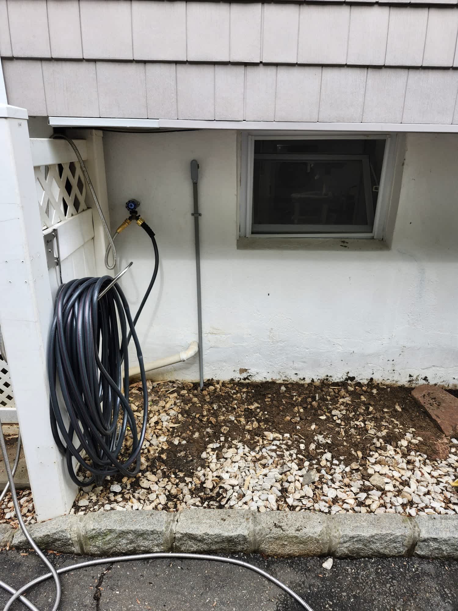 Service Professionals ensure your outdoor spaces are neatly managed and ready for any task, demonstrating our commitment to quality and professionalism.