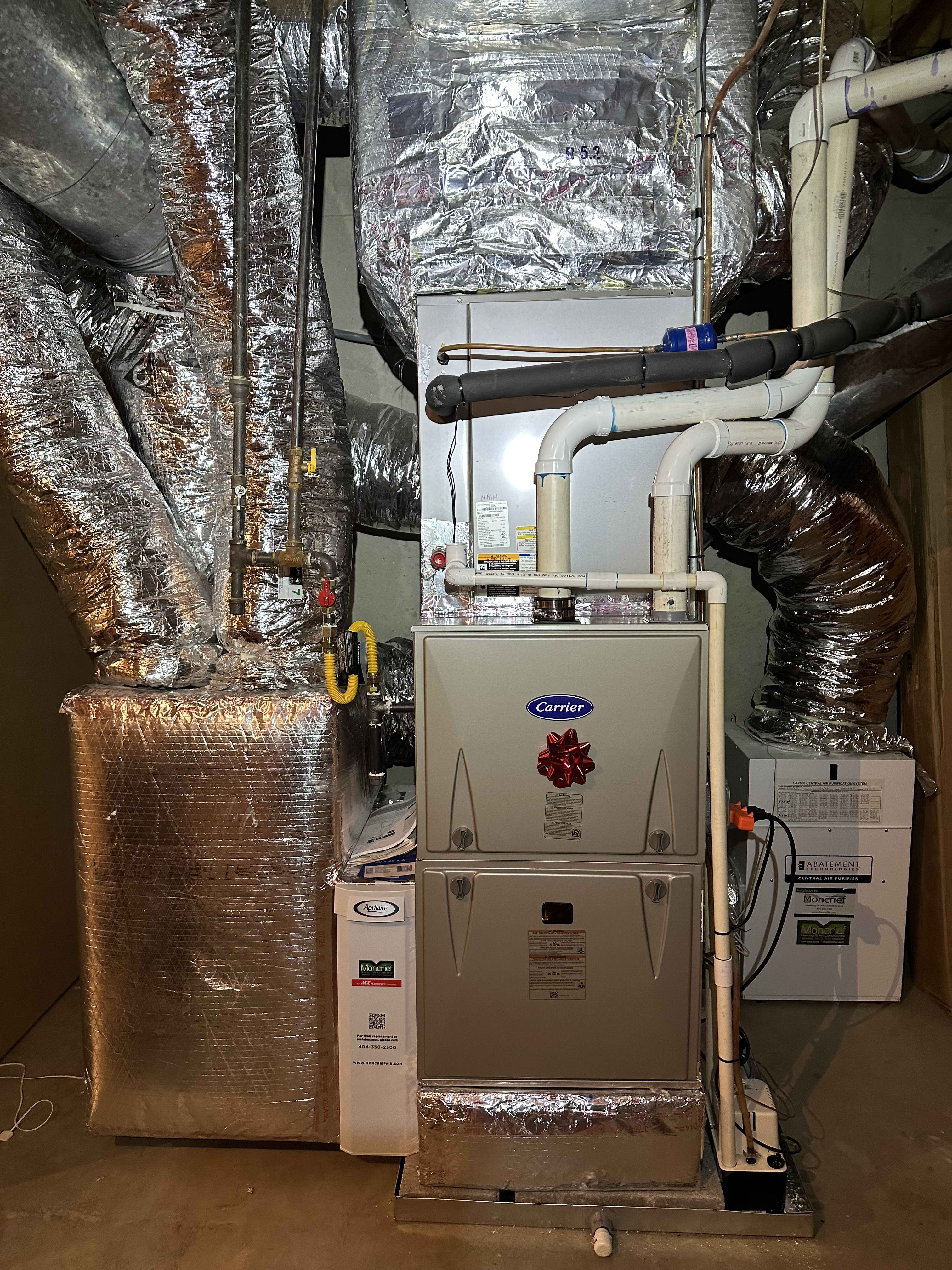 Experience unparalleled comfort with Moncrief Heating & Air Conditioning's expertly installed systems. Your home deserves the best!