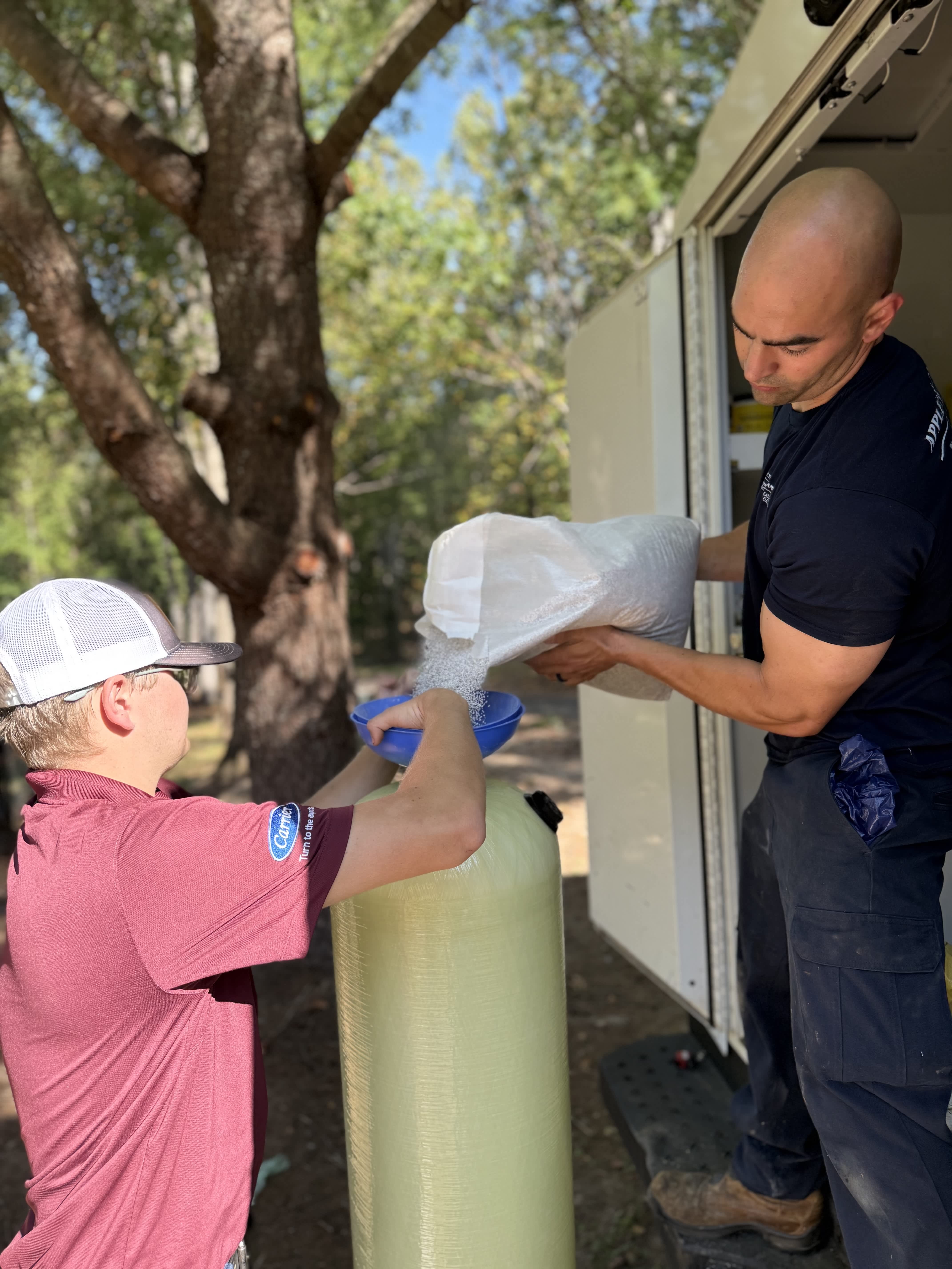 Appleton Campbell demonstrates teamwork and expertise in delivering exceptional outdoor services. Experience our unparalleled customer service today.