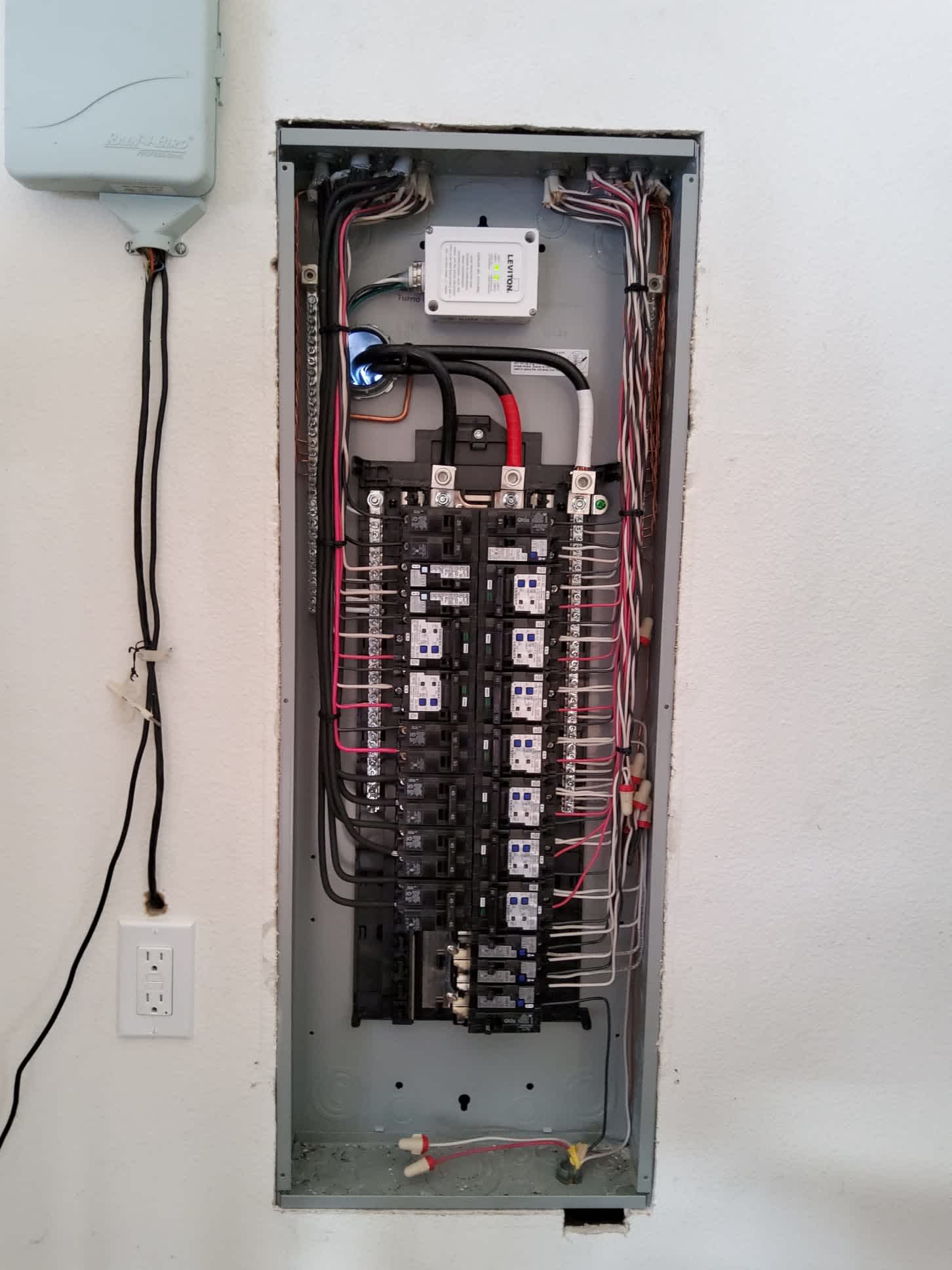 WireNut Home Services ensures your electrical systems are in top shape with expert installation and maintenance.