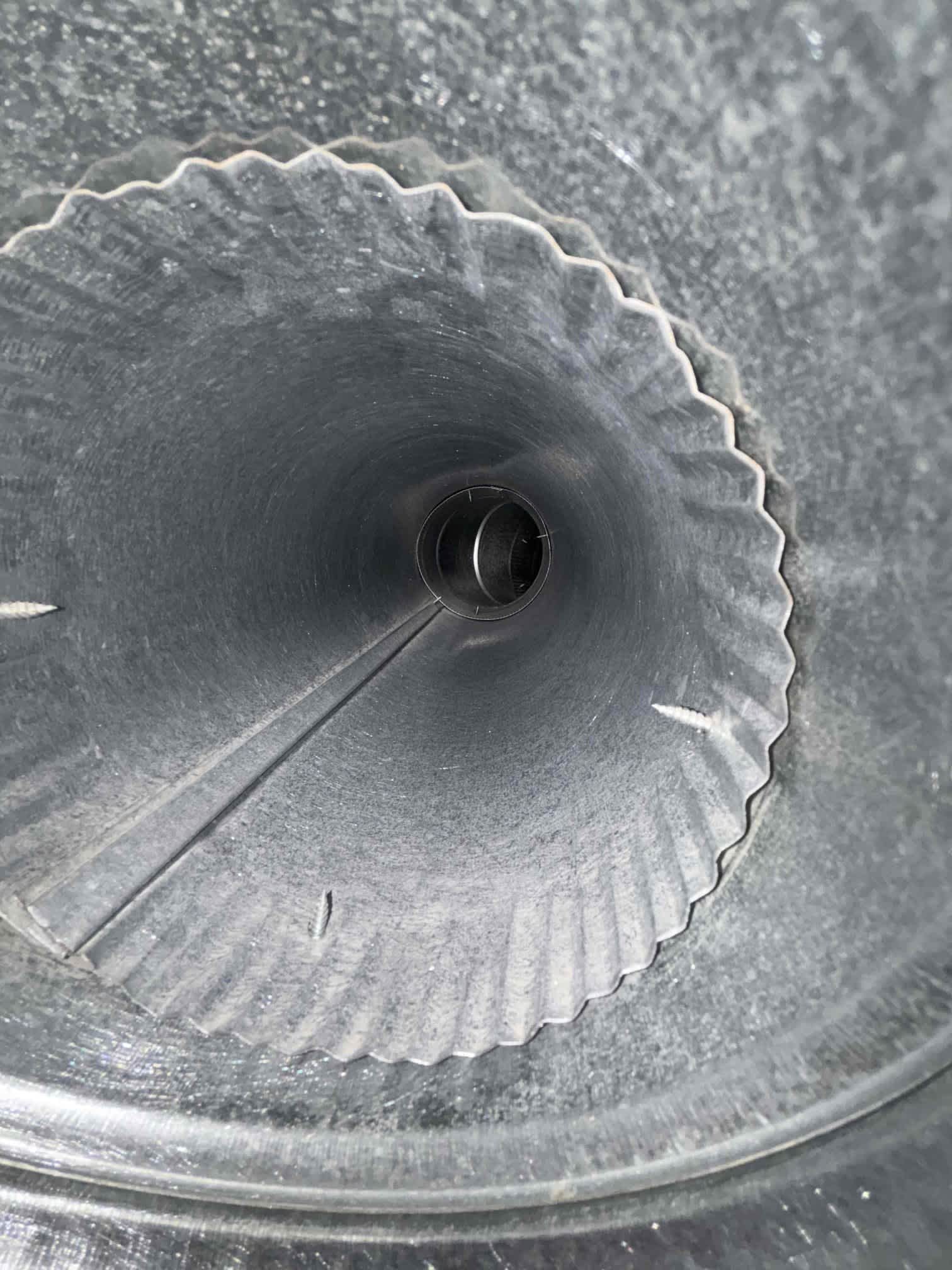 Trust Green Air Care for pristine air ducts and improved indoor air quality.