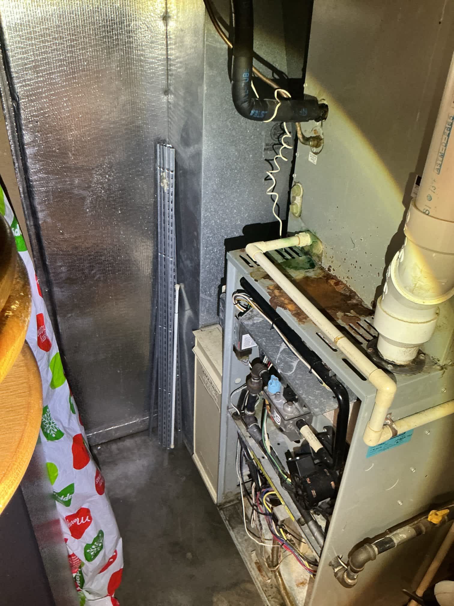 Ensure a cozy home with reliable furnace maintenance from Summers Plumbing Heating & Cooling.