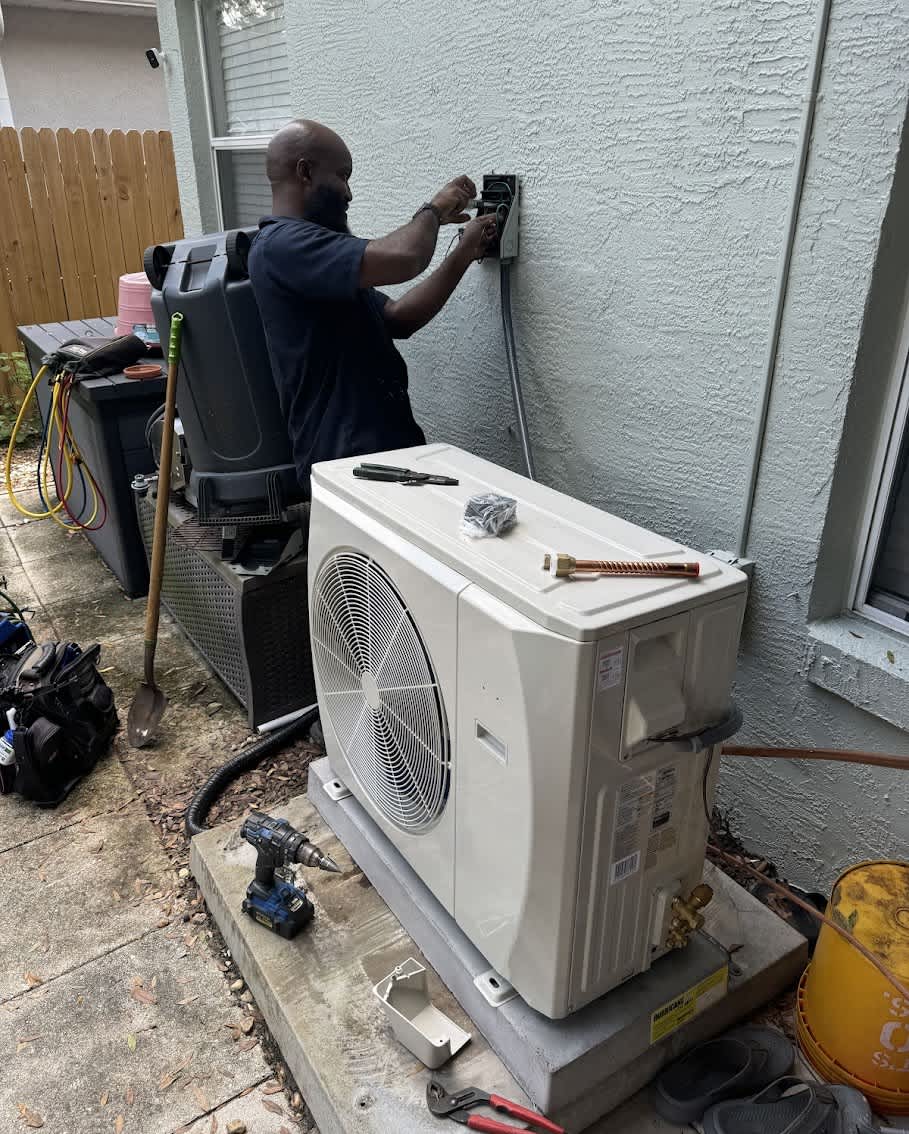 With Belle Air, experience seamless HVAC maintenance performed by our professional technicians in every detail.