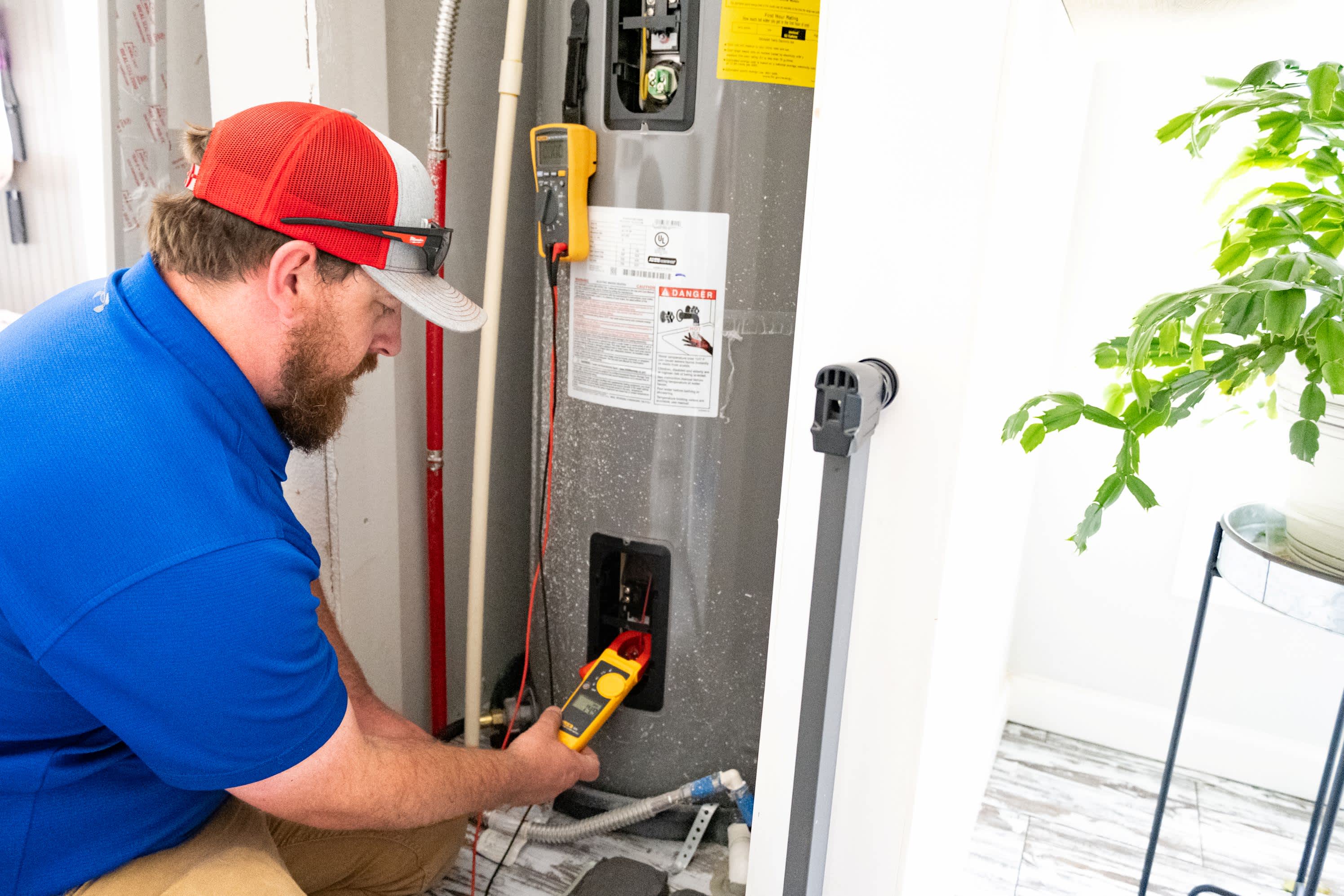 Parobek Plumbing & Air Conditioning: Dedicated to ensuring your water heater runs smoothly with expert care.