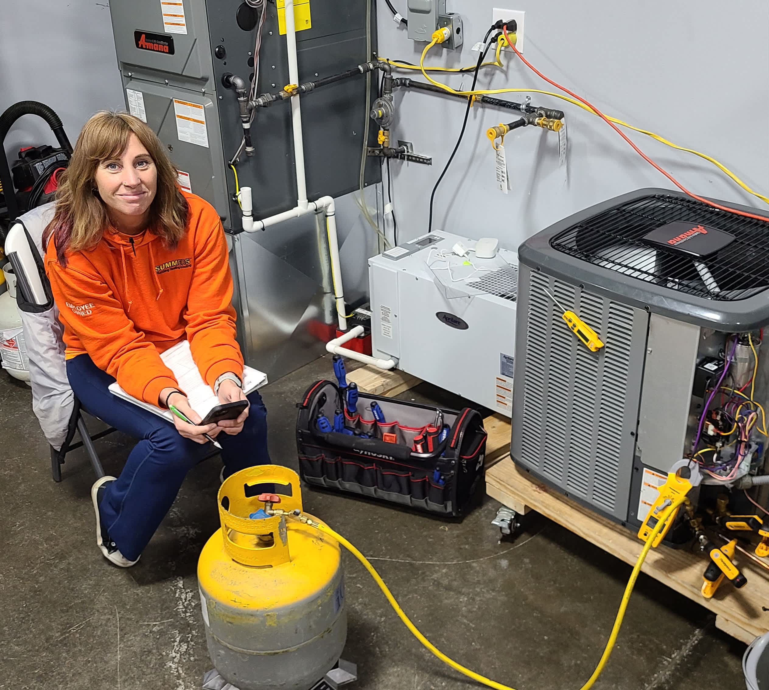 Experience professional HVAC services with Summers Plumbing Heating & Cooling.