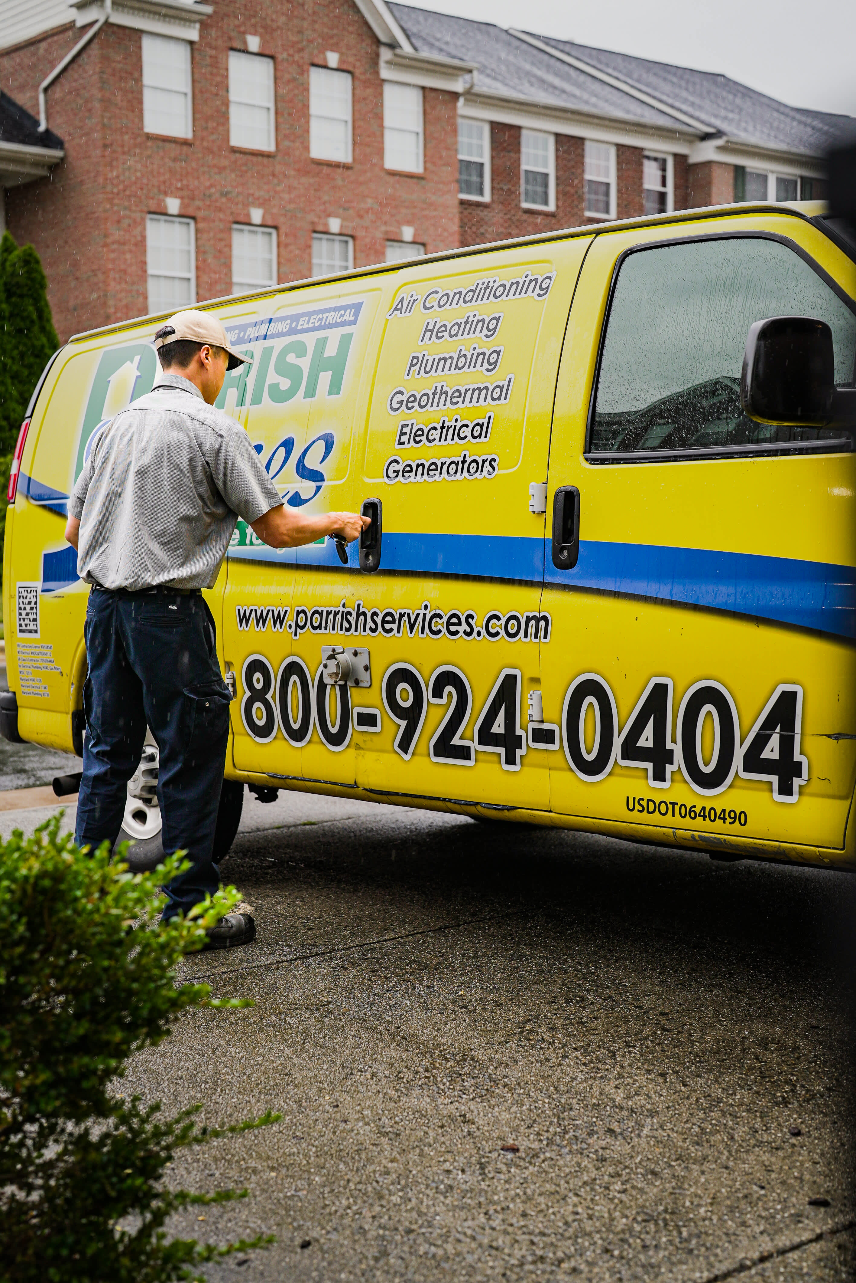 Experience top-tier service with Parrish Services, your trusted partner for all HVAC, plumbing, and electrical needs.