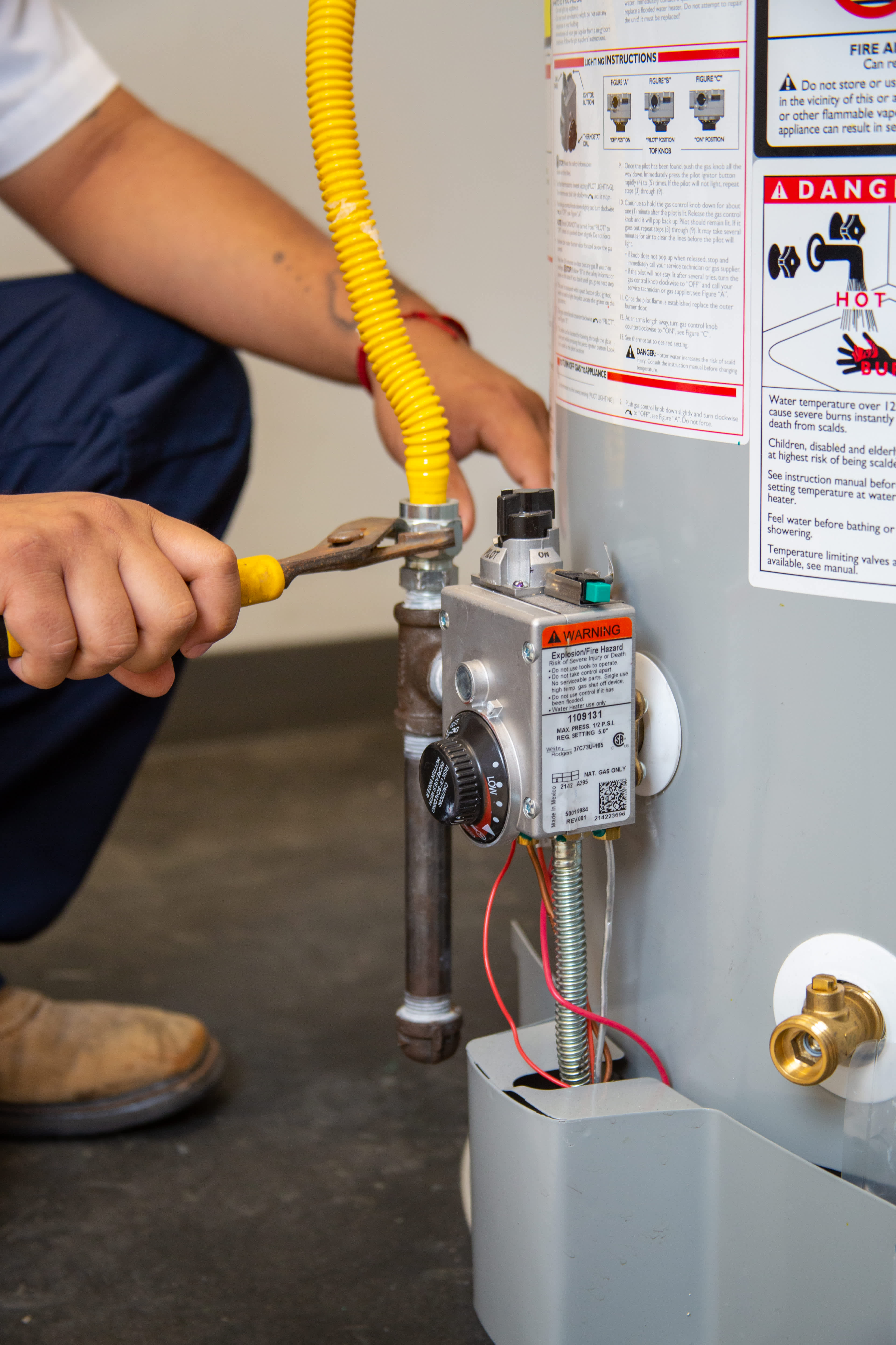 Experience expert plumbing services with Baker Brothers Plumbing, Air & Electric for reliable and efficient solutions.