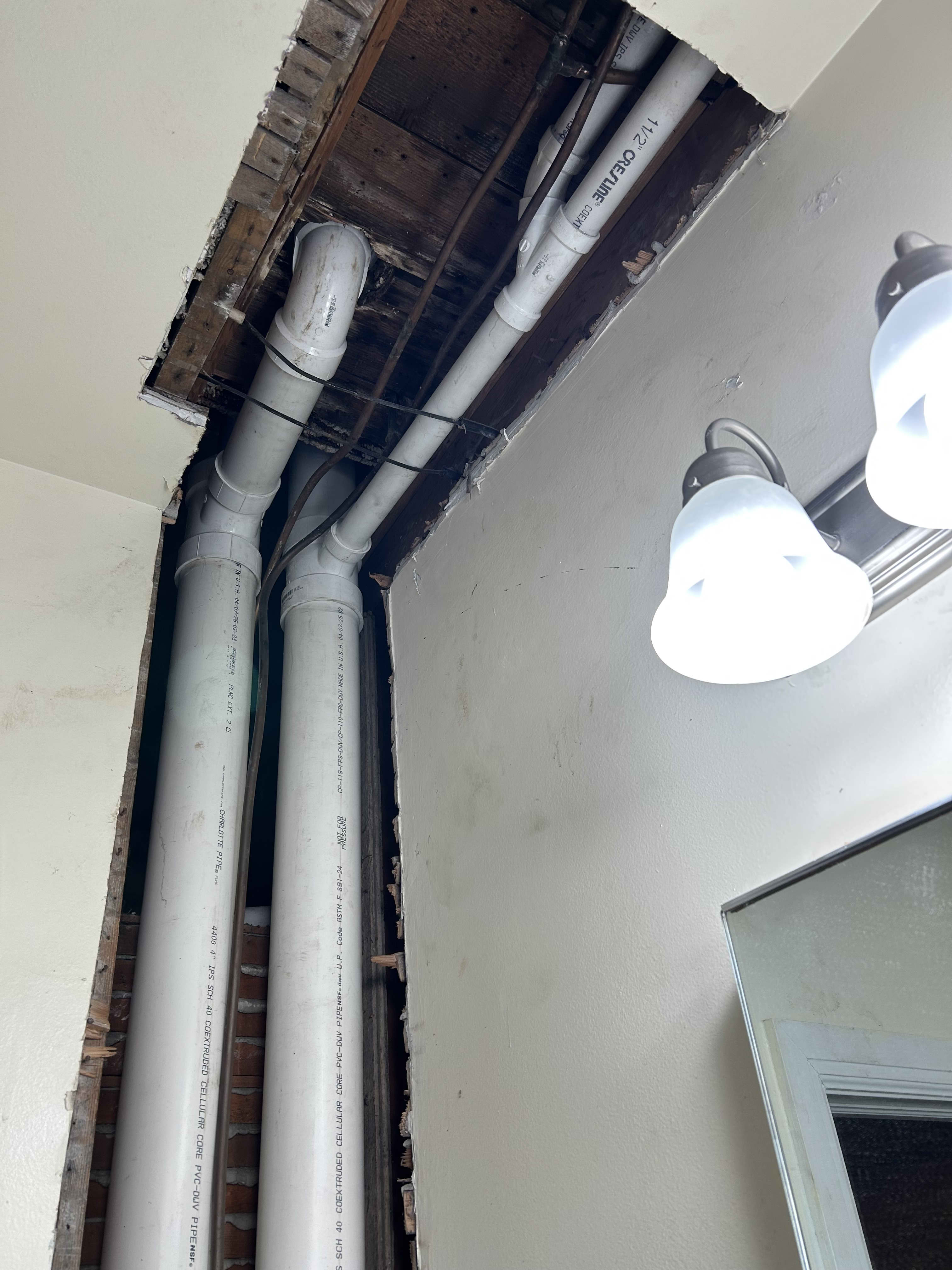 Experience top-notch plumbing solutions with Tureks Plumbing Services, where quality meets reliability.