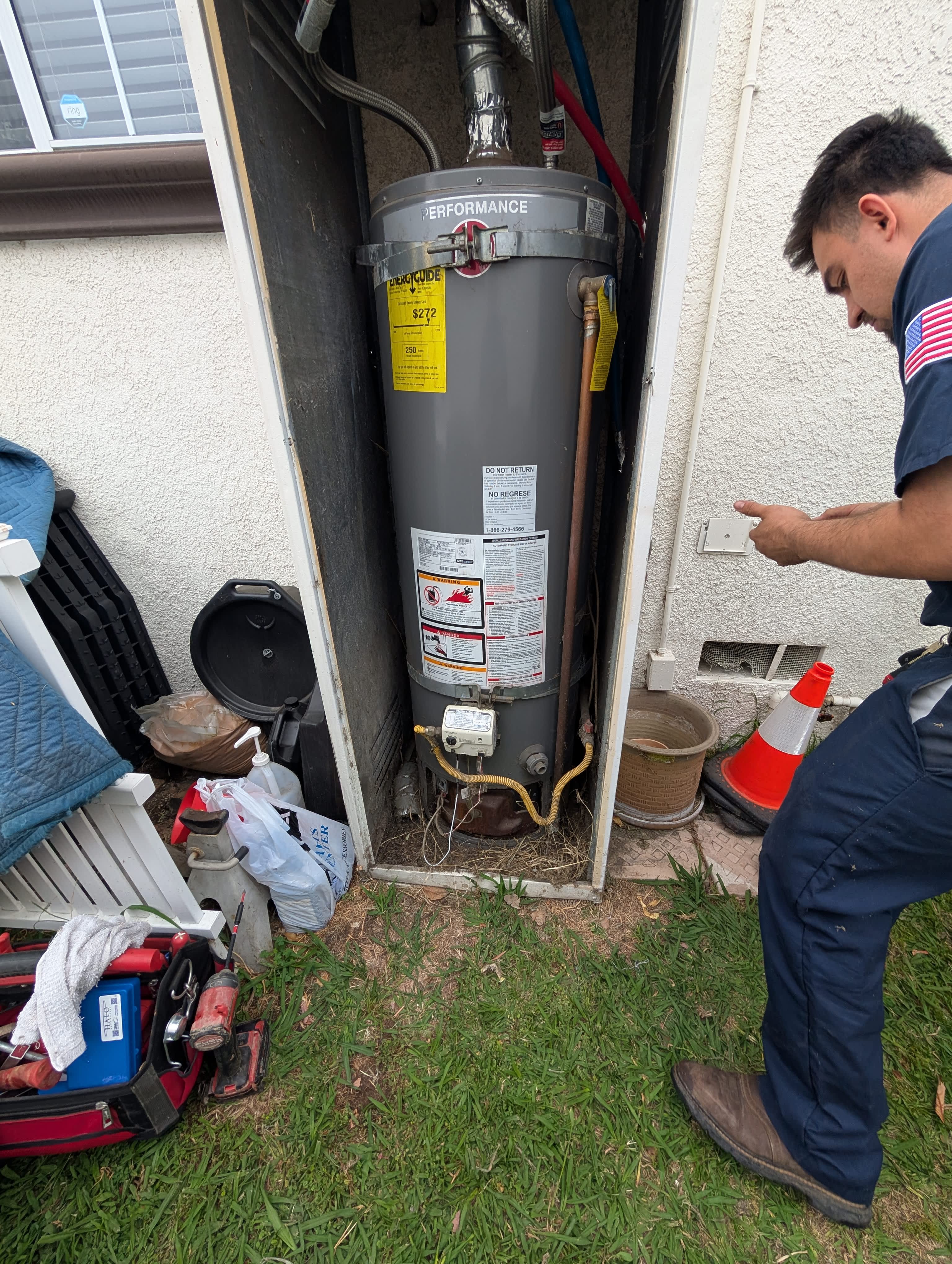Cole Services ensures your water heater runs efficiently with expert inspections and maintenance, prioritizing your comfort and safety.