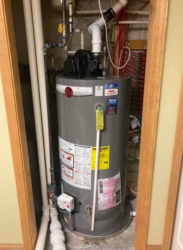 Efficiently designed and expertly installed, the water heaters by Gibson's Heating & Plumbing, Inc. ensure your home stays warm and comfortable all year round.