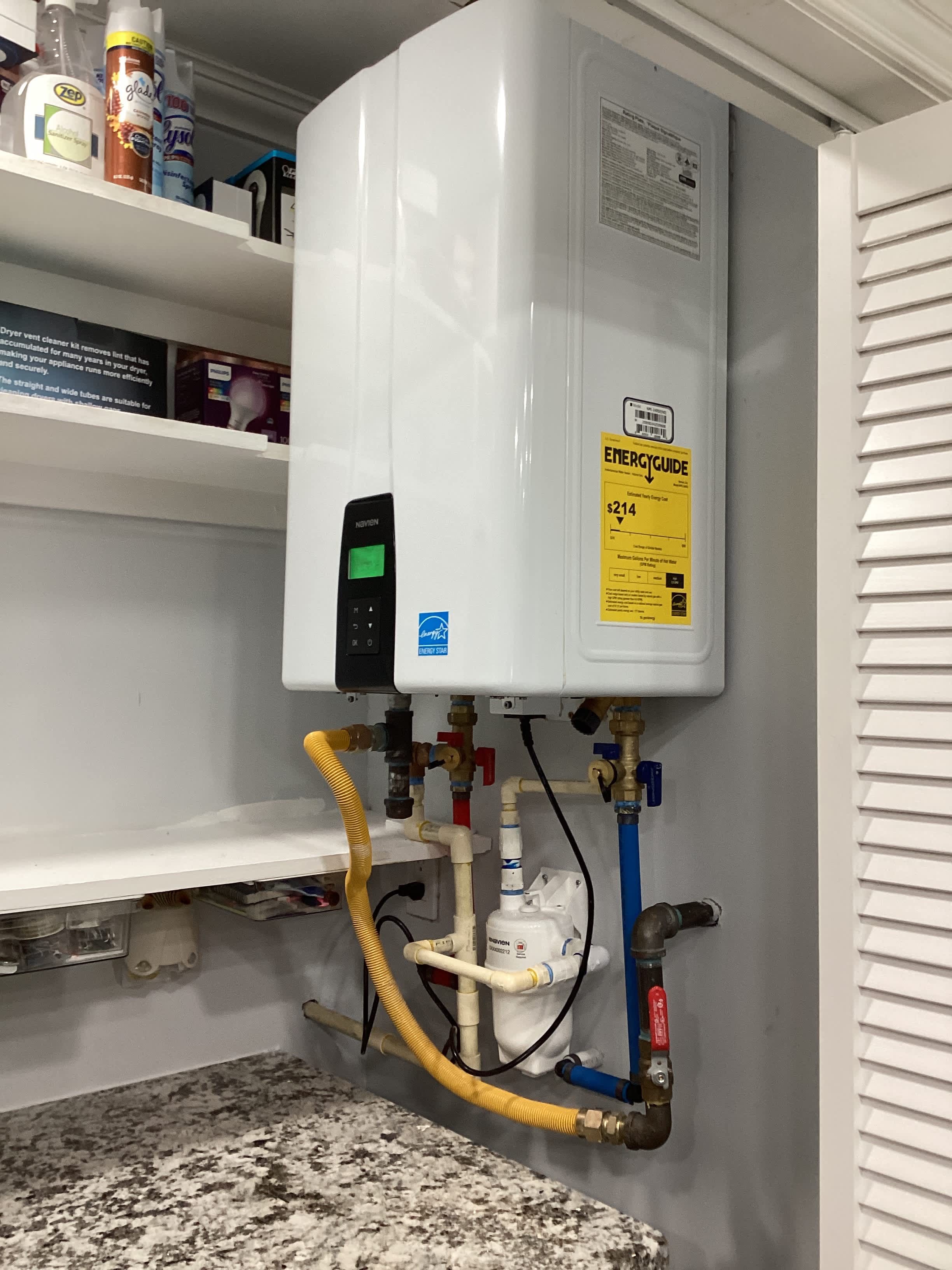 Ensure optimal functioning with Metro Flow Plumbing's expert water heater installations. Experience efficiency and professionalism with Dallas' trusted emergency plumbers.