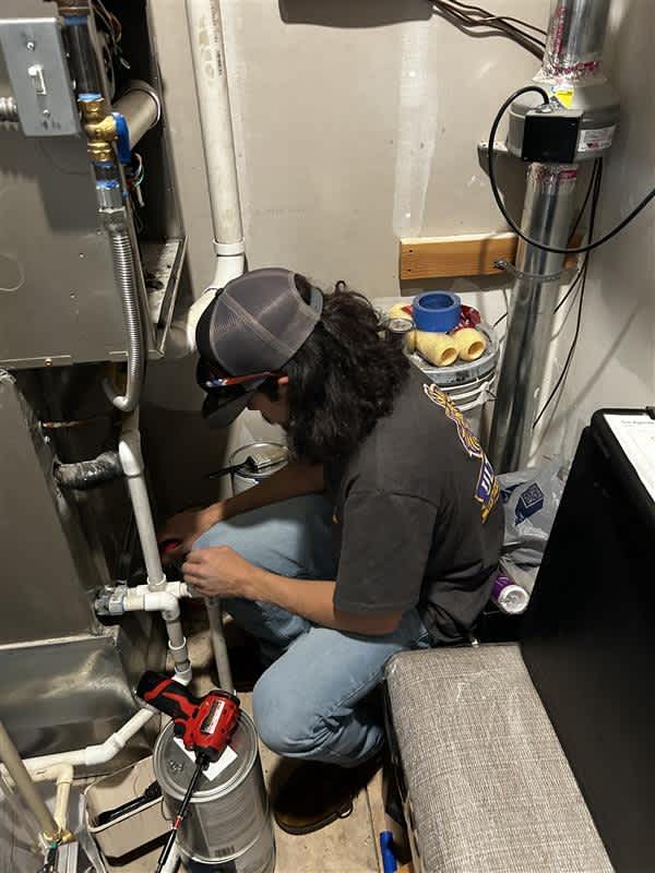 Ultimate Heating & Air, Inc: Expertise in HVAC maintenance, ensuring your systems run smoothly and efficiently.