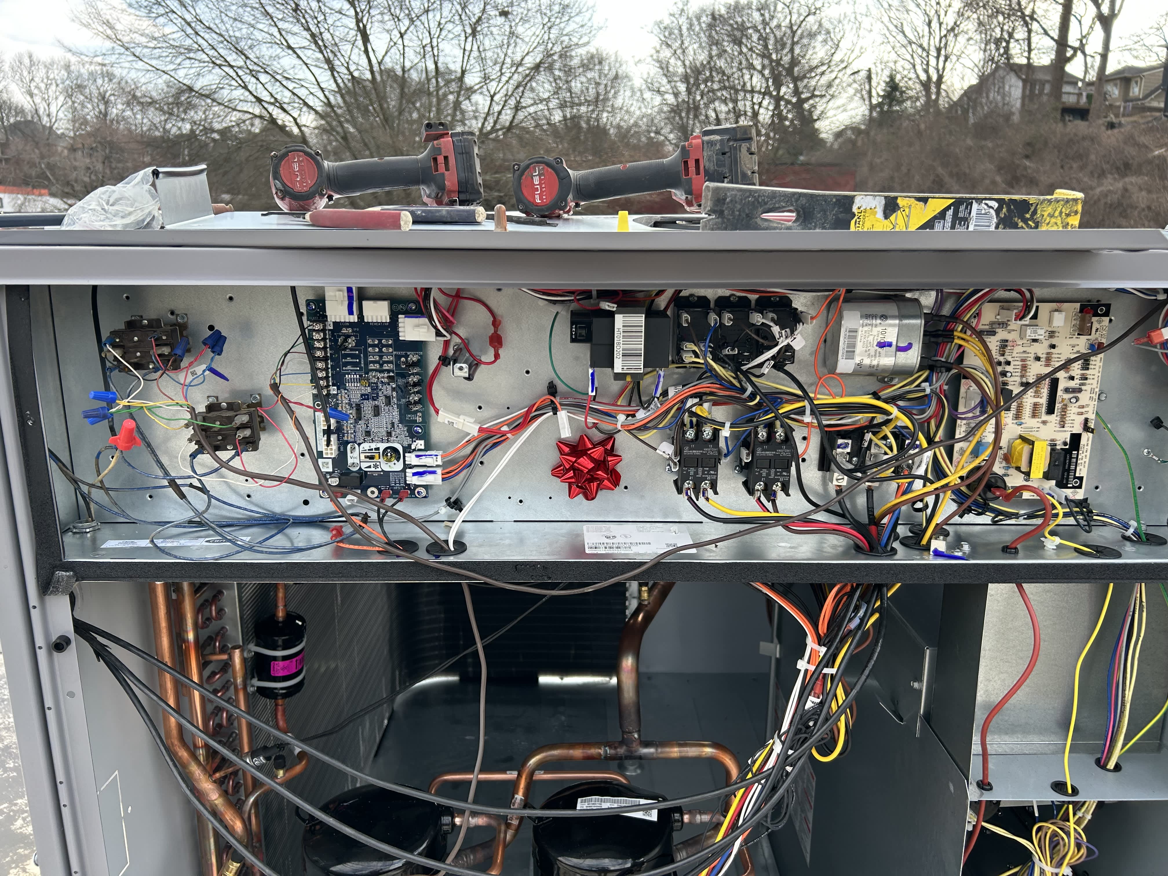 Discover top-tier HVAC solutions with precision and professionalism from Moncrief Heating & Air Conditioning, where every detail matters for your comfort.