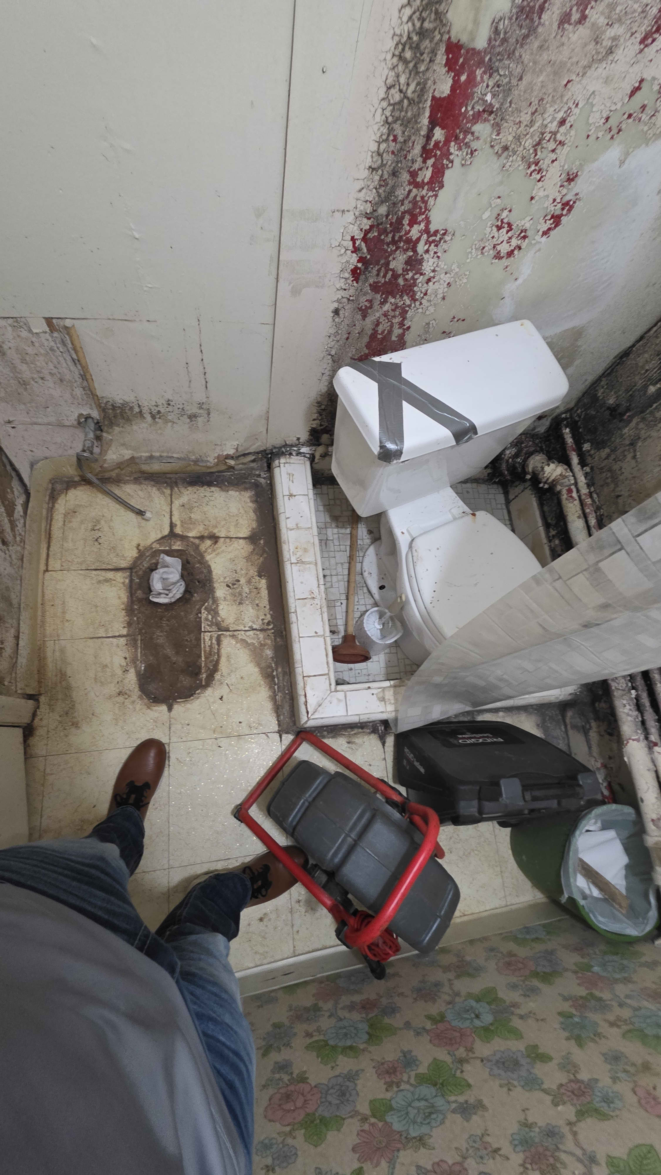 When emergencies strike, trust Eric's Plumbing & Drain Cleaning to handle even the toughest jobs with professionalism and care.