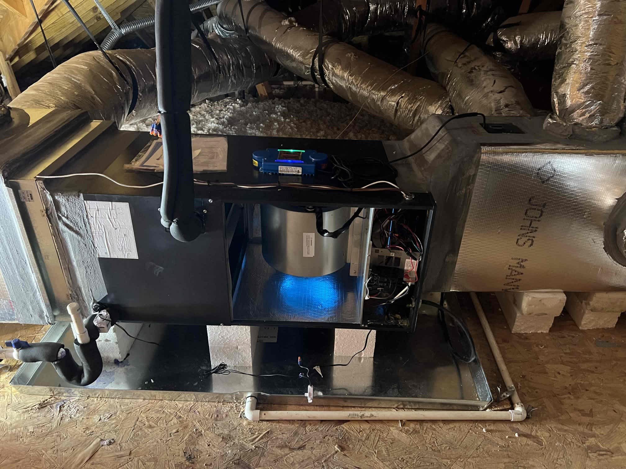 Experience top-notch HVAC solutions with SALT Plumbing Air & Electric, ensuring efficiency and durability in every installation.