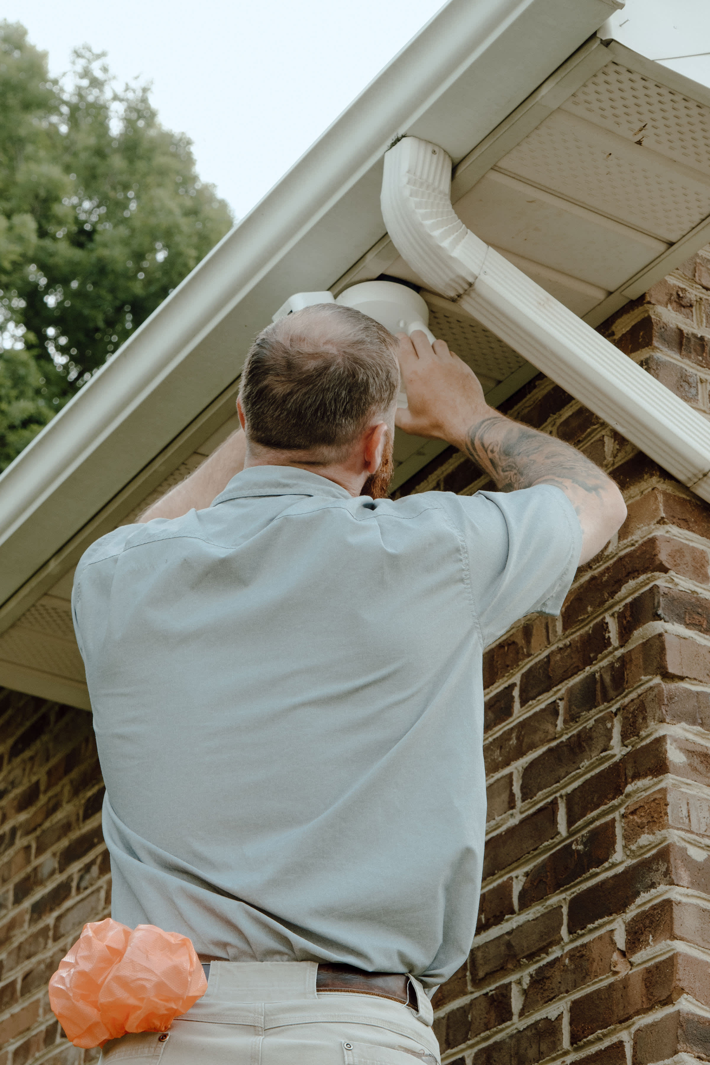 Trust Atomic Electric Service Inc. to ensure your home's security and safety with expert installations and meticulous service.