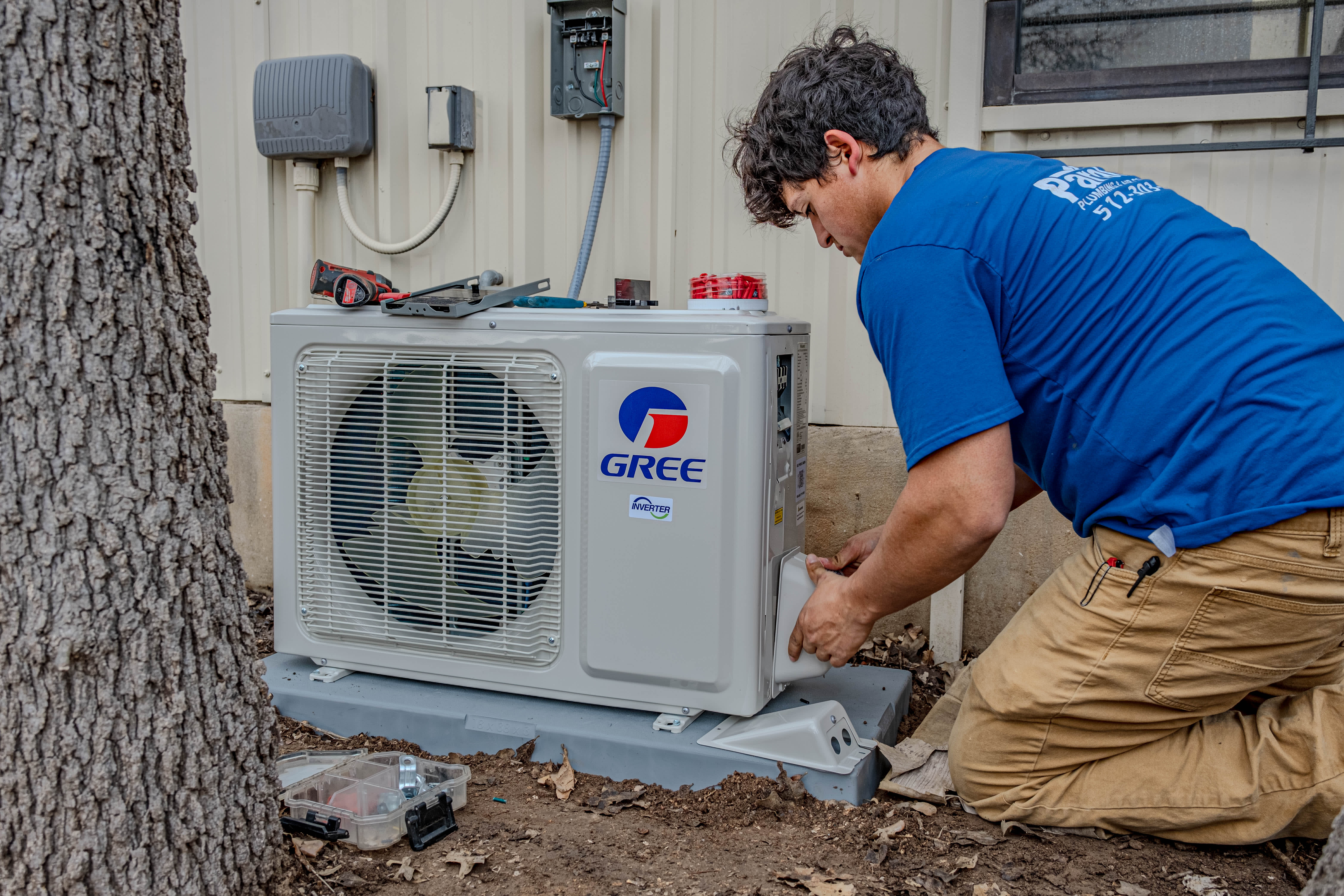 Experience high-quality HVAC services with Parobek Plumbing & Air Conditioning, ensuring professional solutions tailored to your cooling needs.