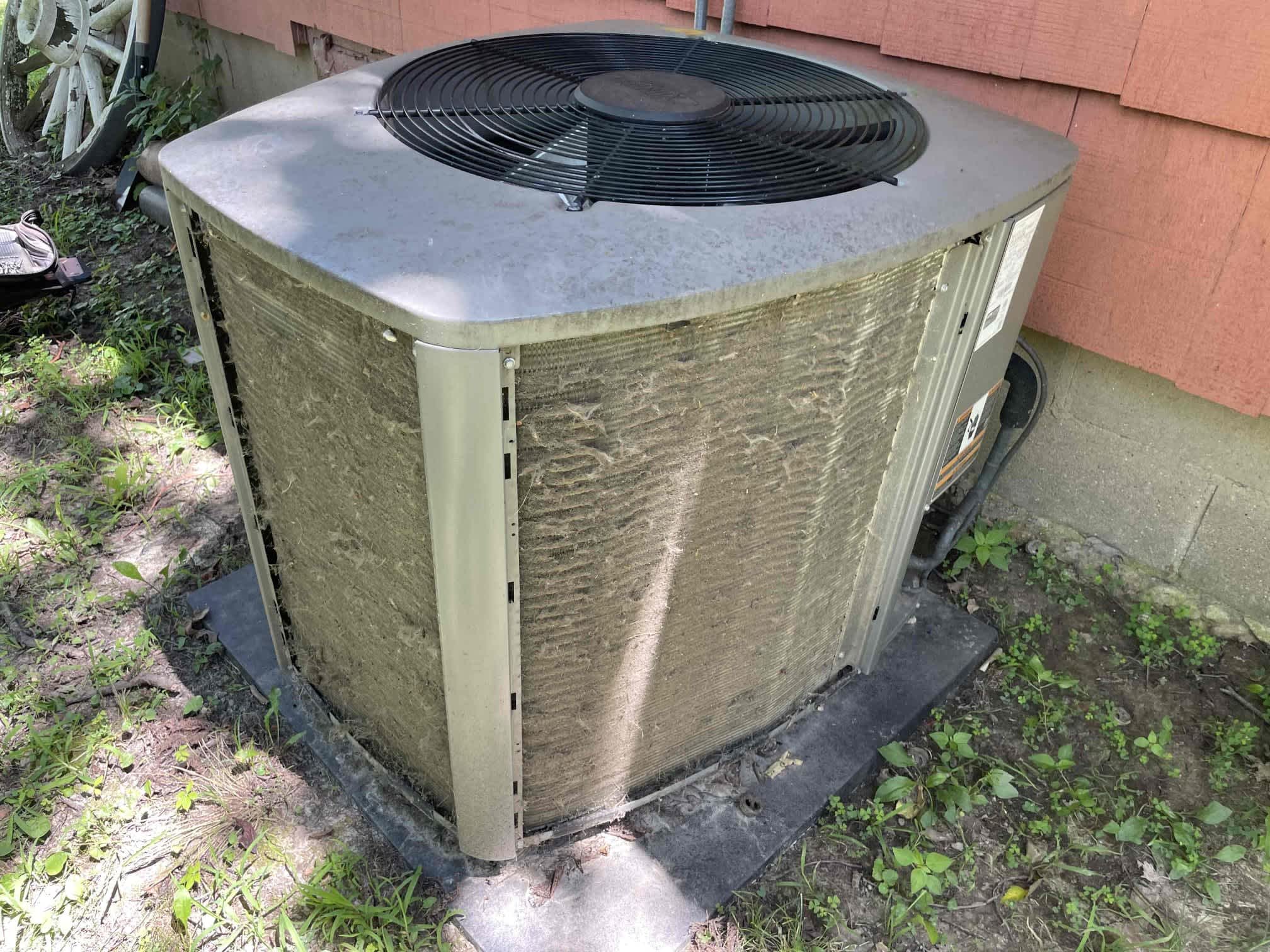 Keep your HVAC system running smoothly with Summers Plumbing Heating & Cooling's expert maintenance services.