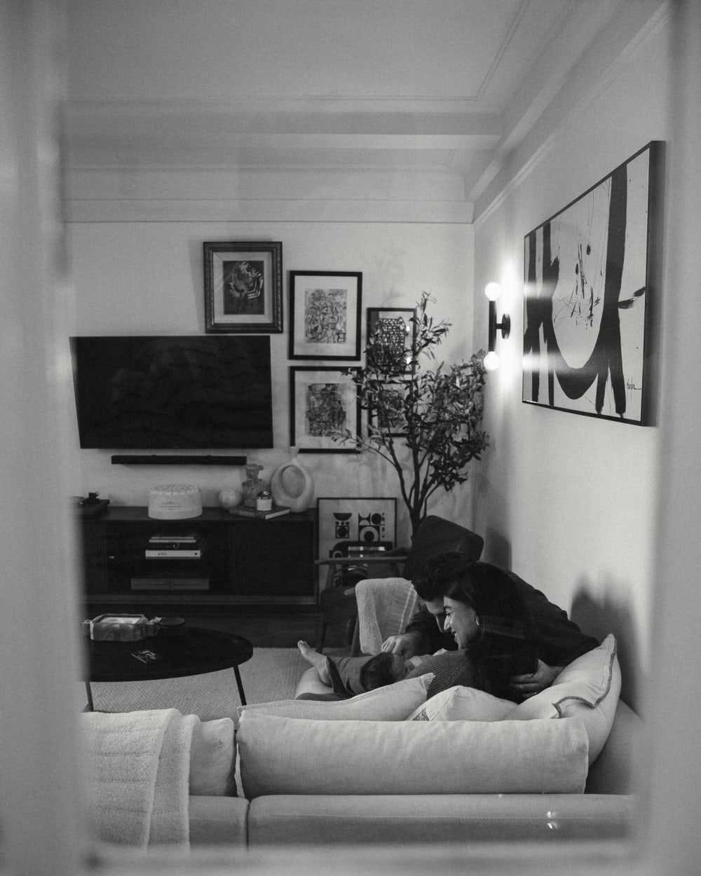At-home family photo session on the Upper West Side