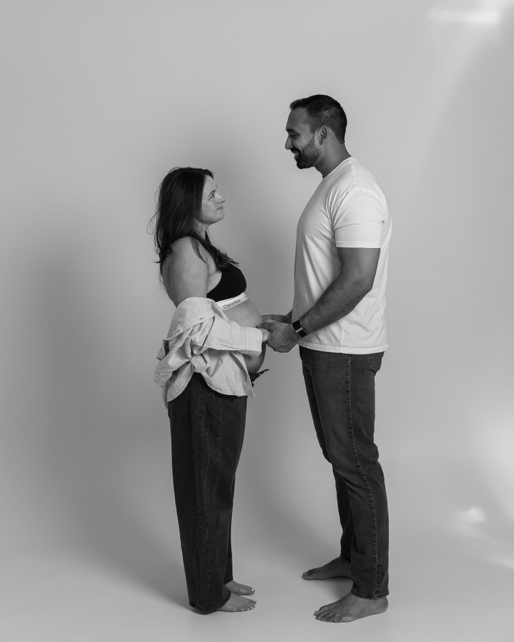 Studio maternity photo session in Midtown Manhattan