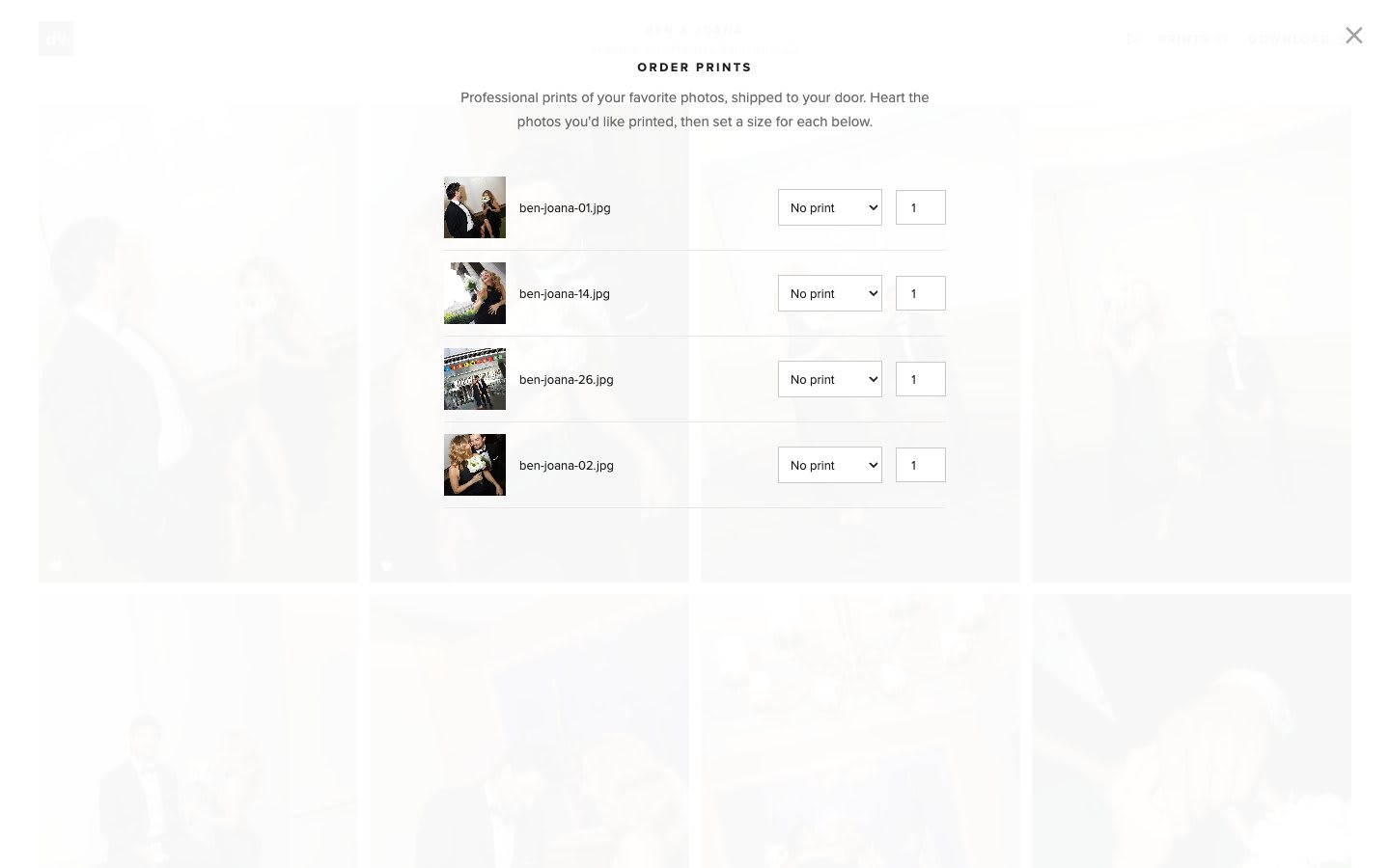The print ordering screen listing favourite photos with a size and quantity for each