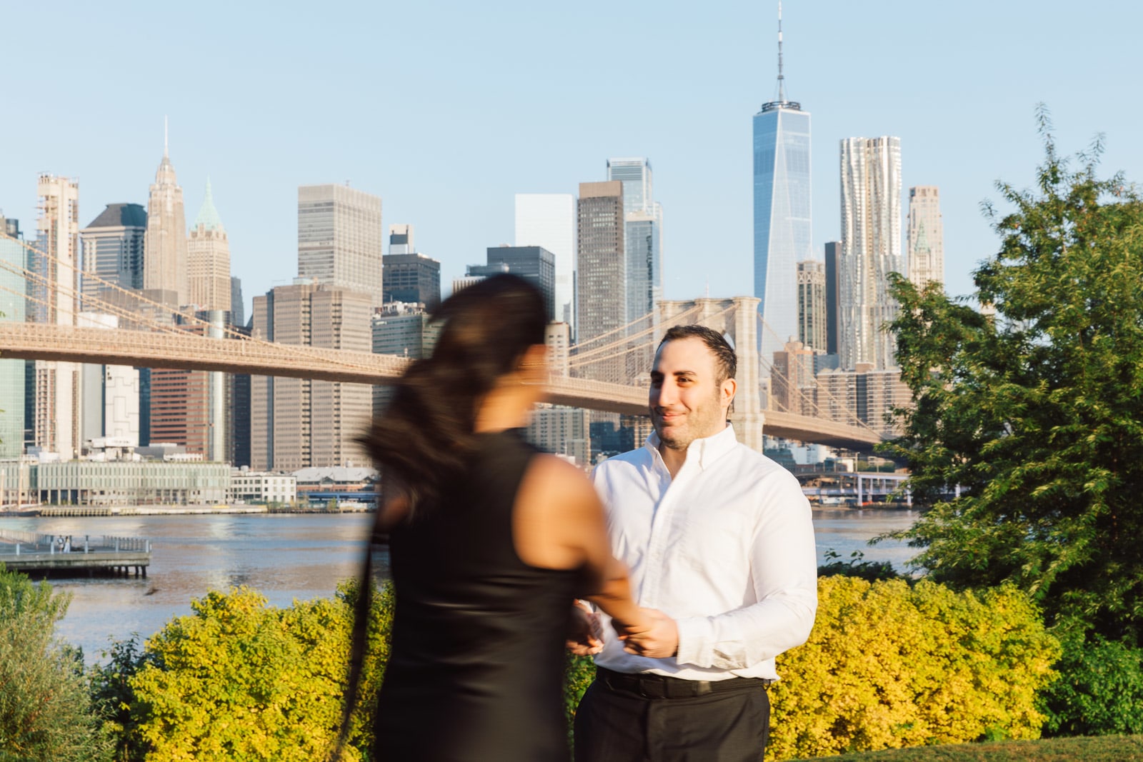 Couple photographed during a session in New York City by Dylan van Druten