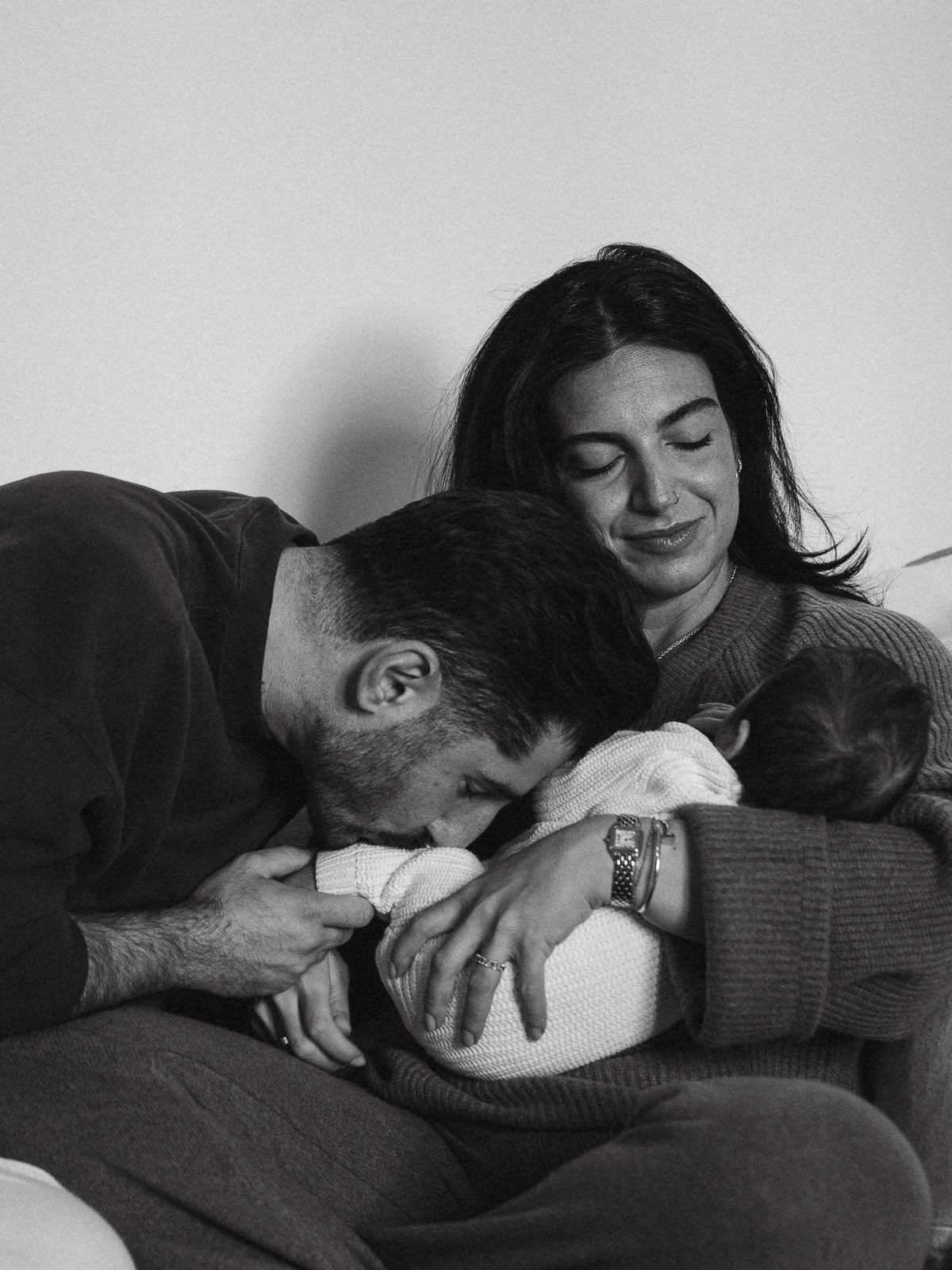 A newborn family session on the Upper West Side in New York