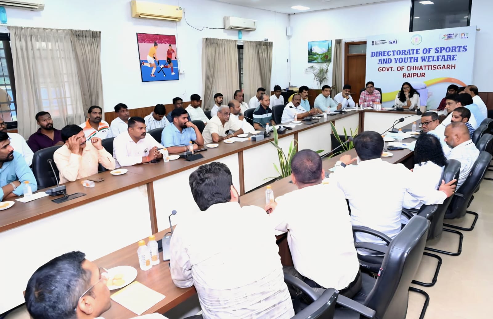 खेल संचालक आकांक्षा खलखो ने ली खेल संघों की बैठक, जिला स्तर तक प्रतिभाओं को मंच देने पर जोर