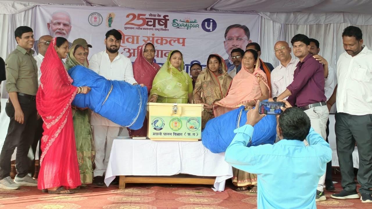 अमृत सरोवर बना महिला स्व-सहायता समूह की आजीविका और सशक्तिकरण का आधार