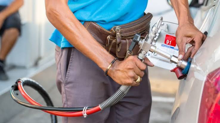 CNG भरवाने से पहले जरूर जान लें ये सुरक्षा नियम, छोटी चूक का हो सकता है बड़ा नुकसान