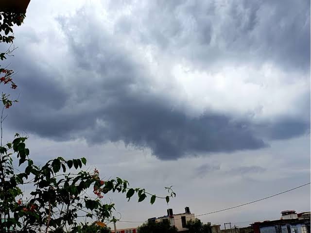 छत्तीसगढ़ में बदला मौसम, रायपुर में आज बारिश के आसार; 3 दिन छाए रहेंगे बादल