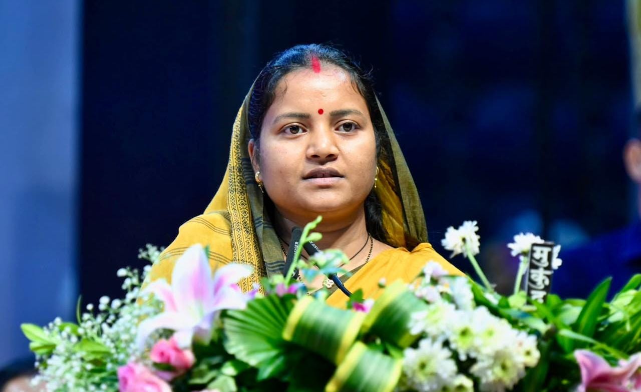 PMGSY की बदहाल सड़कों पर मंत्री लक्ष्मी राजवाड़े सख्त, मरम्मत में लापरवाही पर होगी कार्रवाई