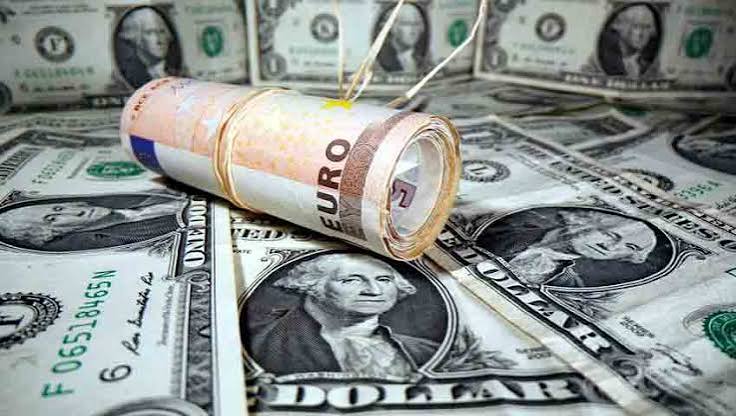 India Forex Reserve: भारत के विदेशी मुद्रा भंडार में 5 अरब डॉलर की गिरावट, 721 अरब डॉलर पर आया रिजर्व