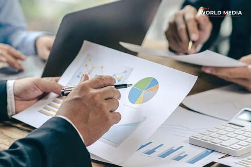 Did U.S. Bancorp Beat Q3 Estimates, and Why Did Management Raise Its 2026 Revenue Outlook?