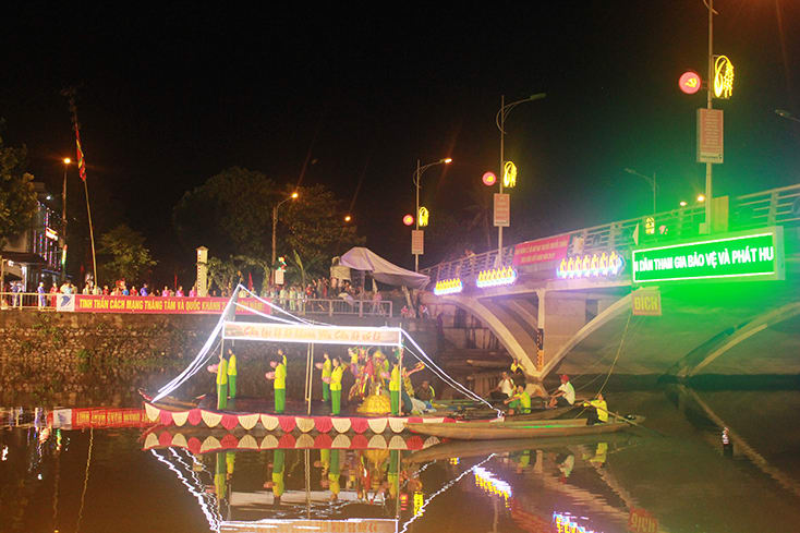 Đêm hò khoan Lệ Thủy