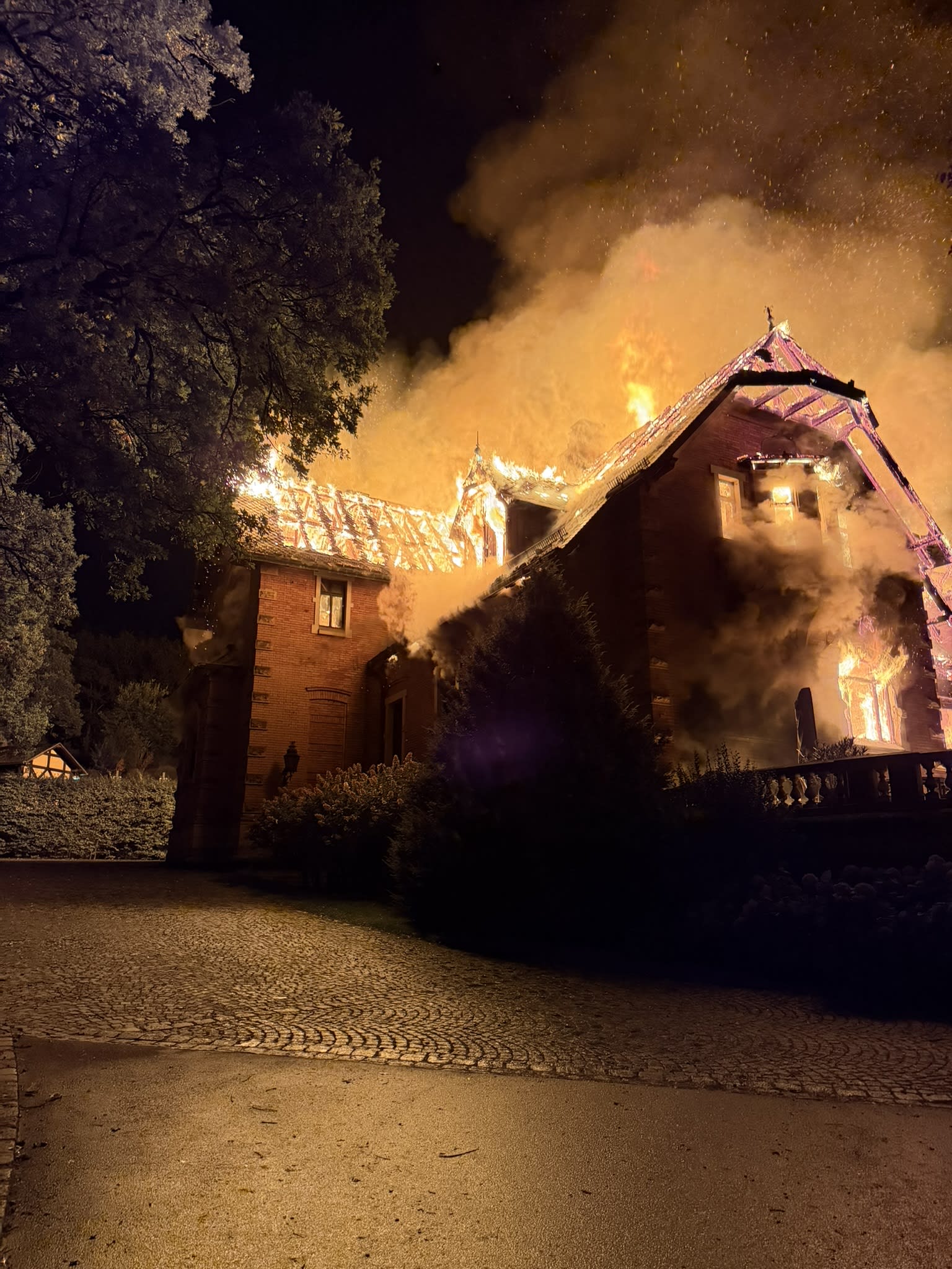 grossbrand_am_06102025_4_udhtqm