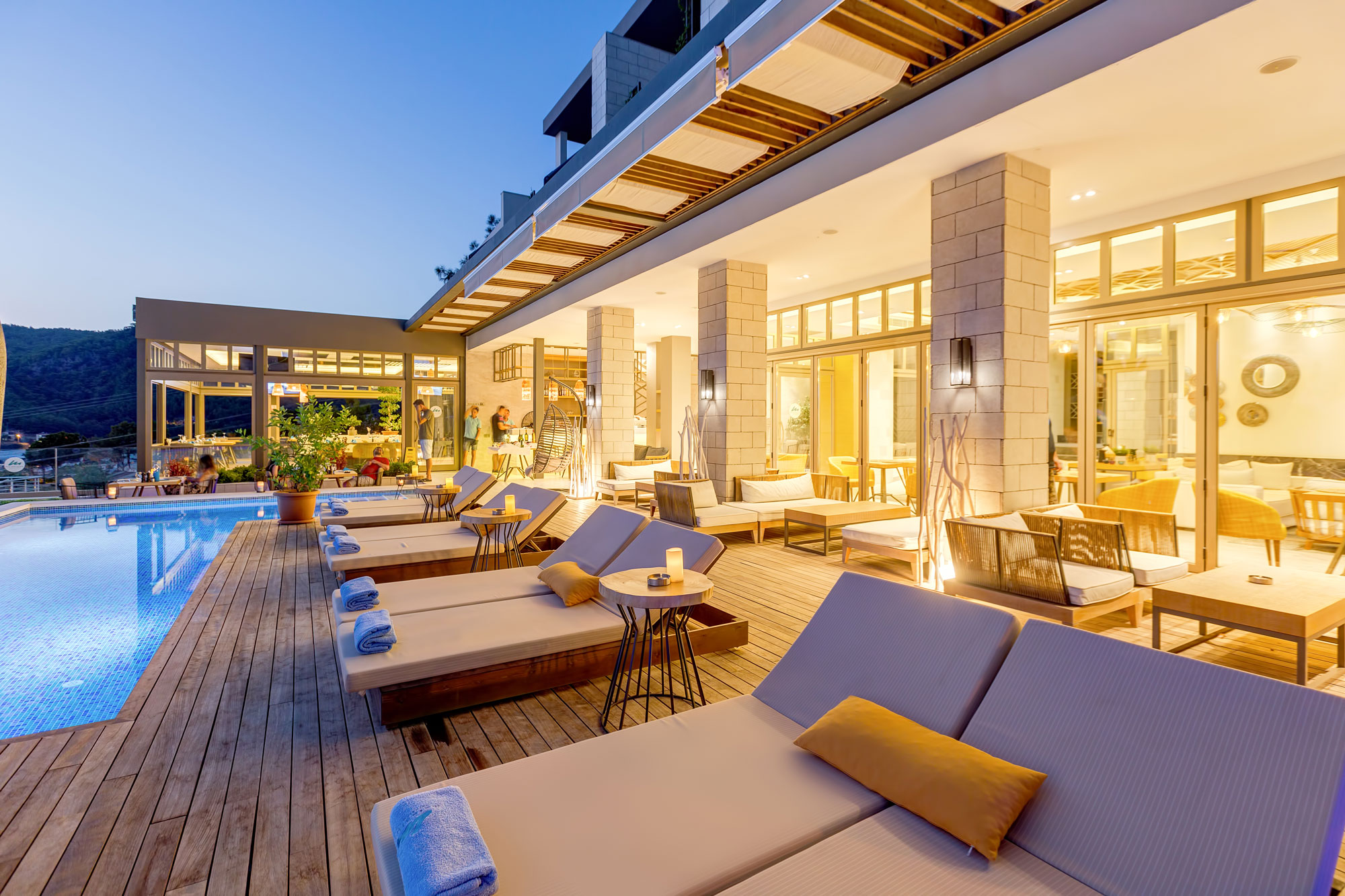 Melanippe Relaxing Hotel (+14)