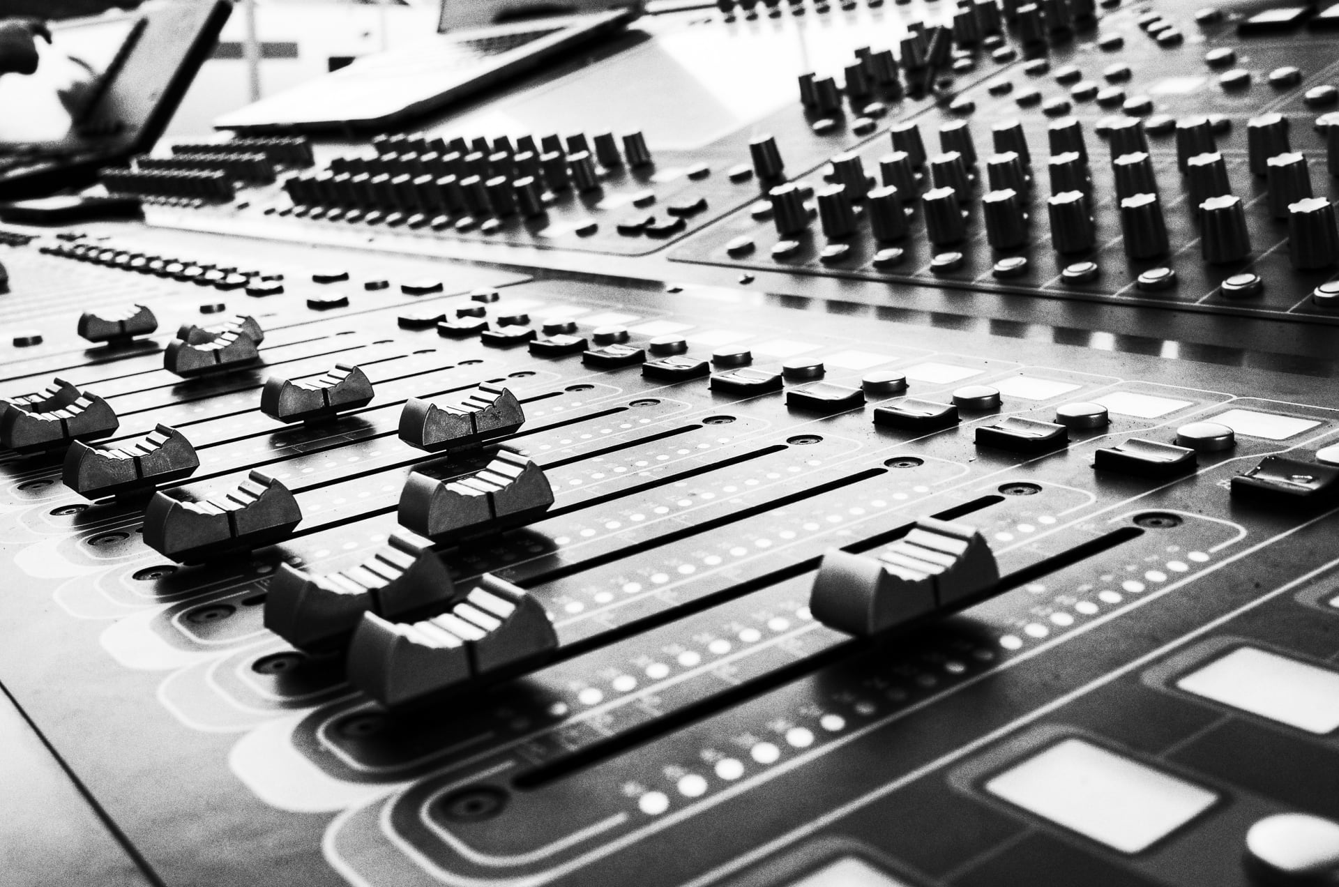 Whether you're seeking state-of-the-art sound systems, acoustical consulting, or bespoke solutions, we invite you to embark on a journey of sonic perfection with us.