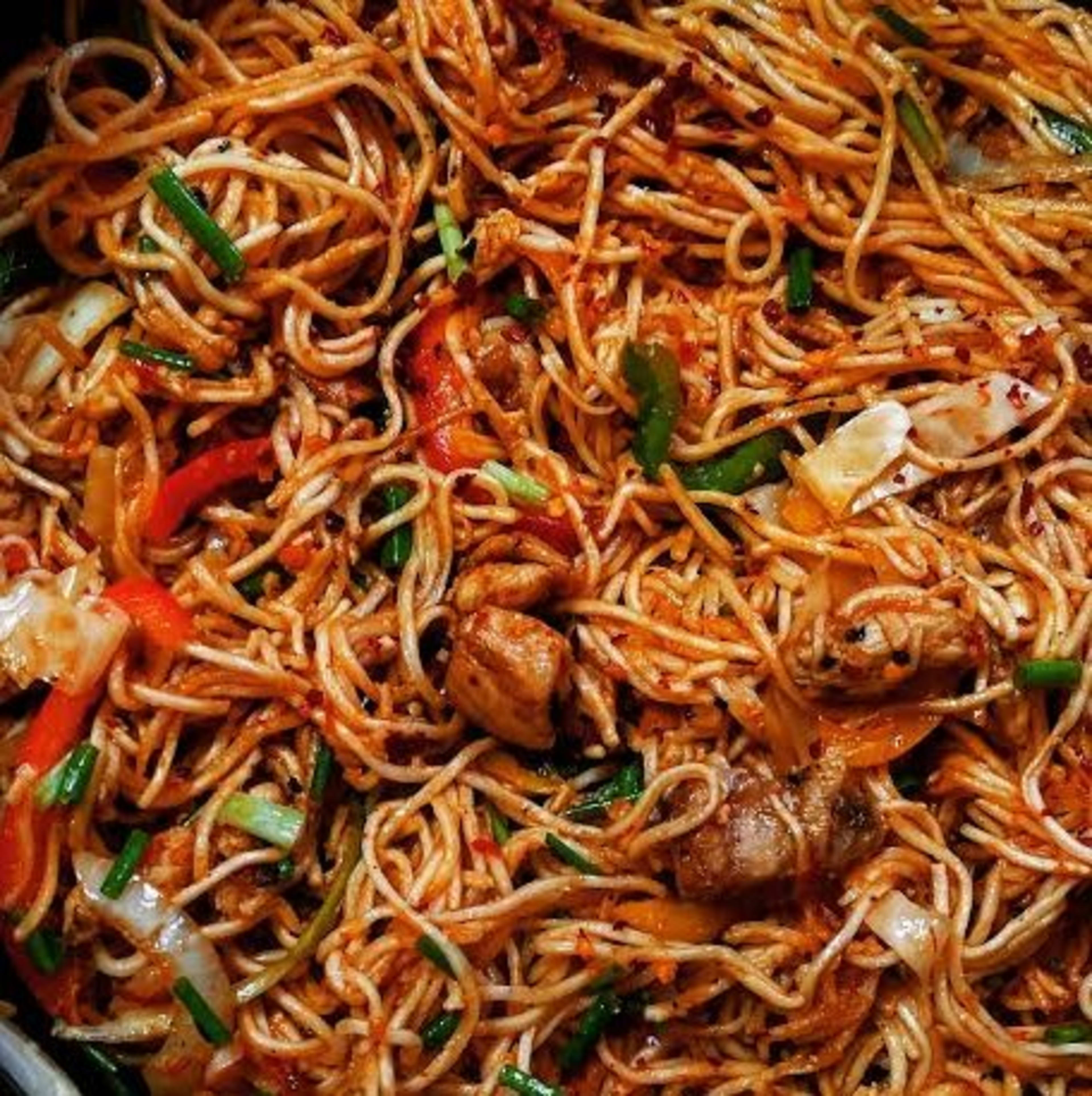 Schezwan Chicken Noodles