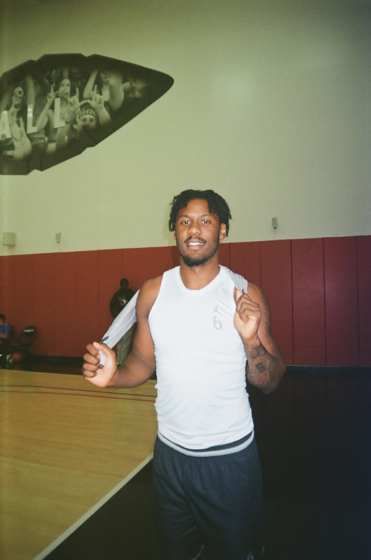 Tecs on Film — Aztec Basketball — 35mm