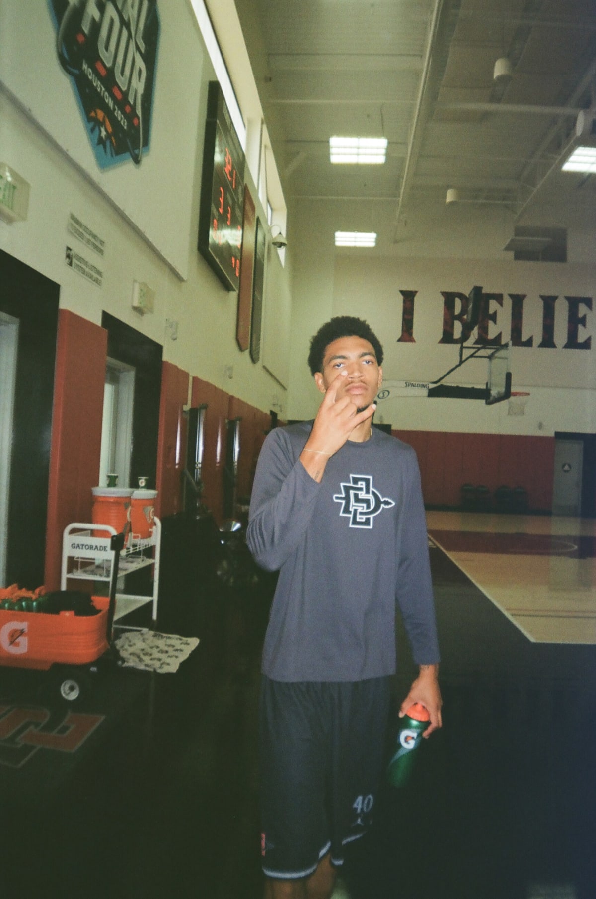 Tecs on Film — Aztec Basketball — 35mm
