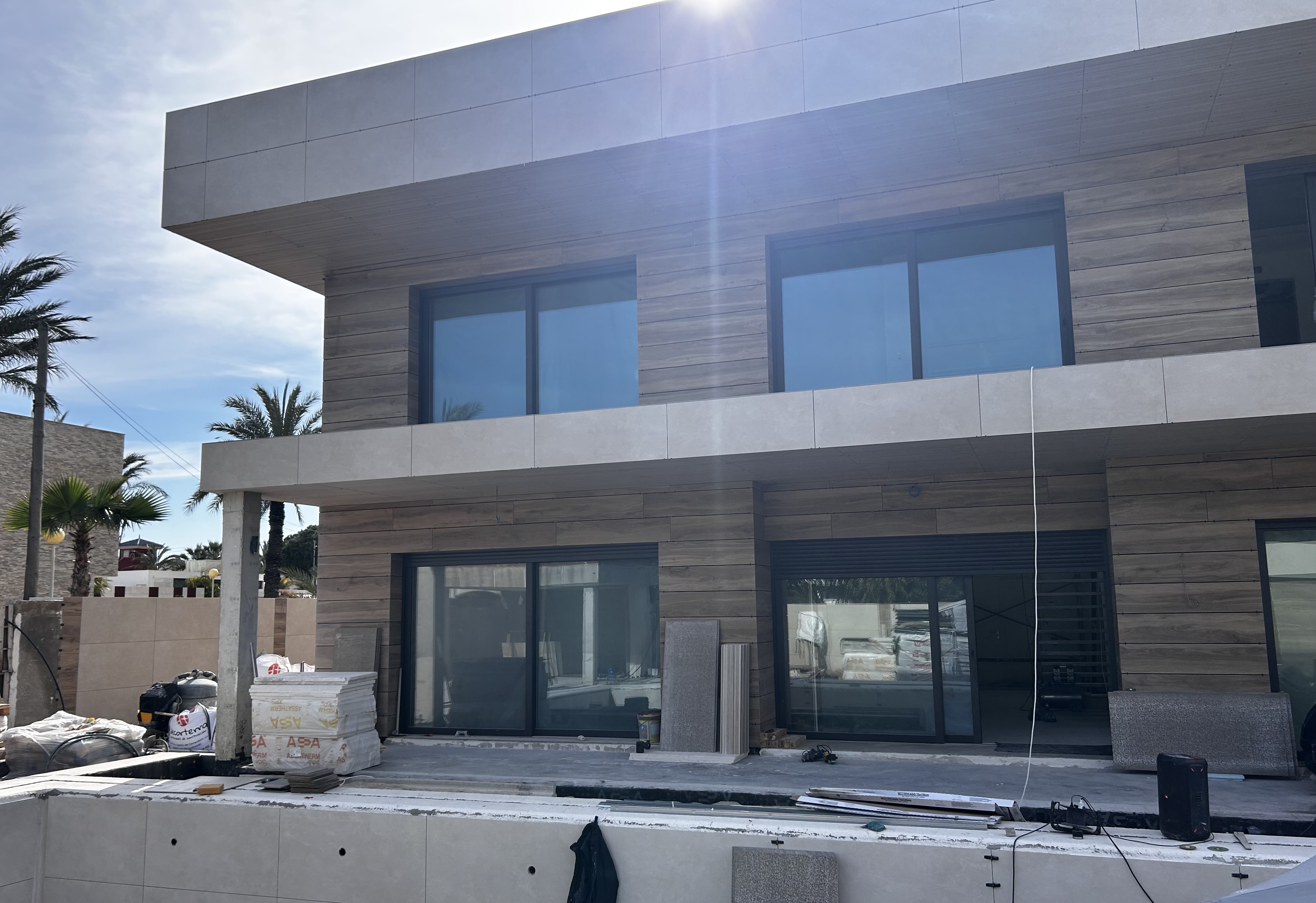 Elite Master GV — empresa de fachadas ventiladas y construcción en Torrevieja, Alicante, Costa Blanca